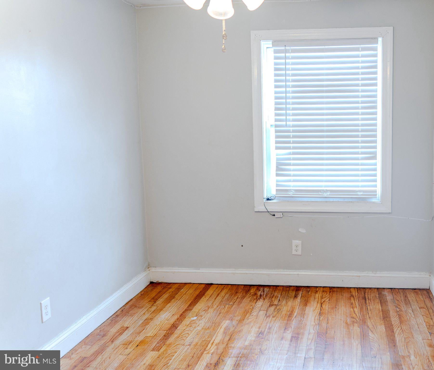 3913 BREHMS LANE