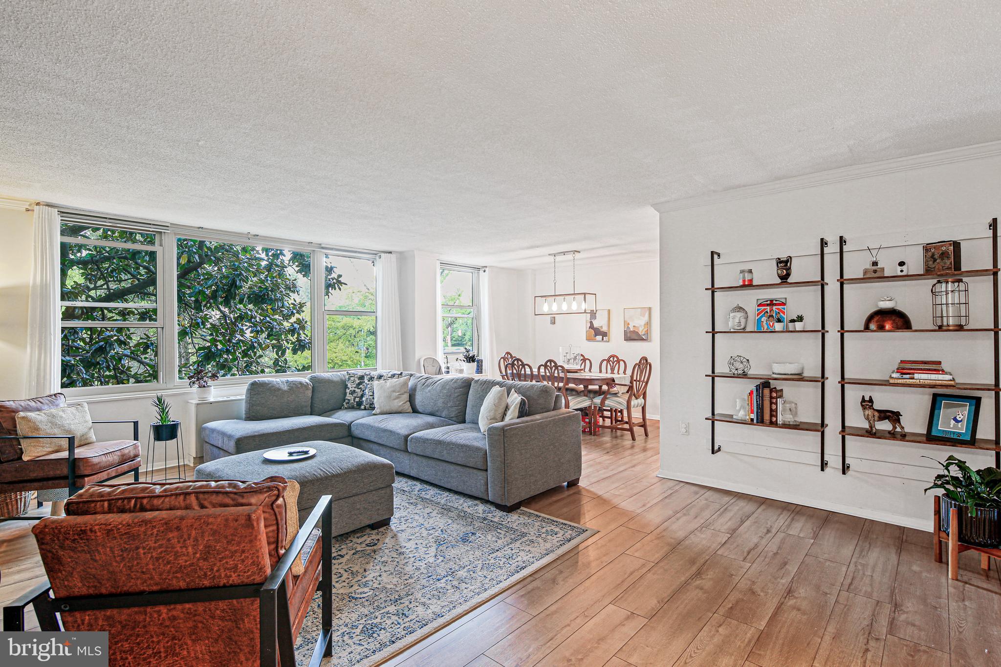 ROLAND PARK - Residential