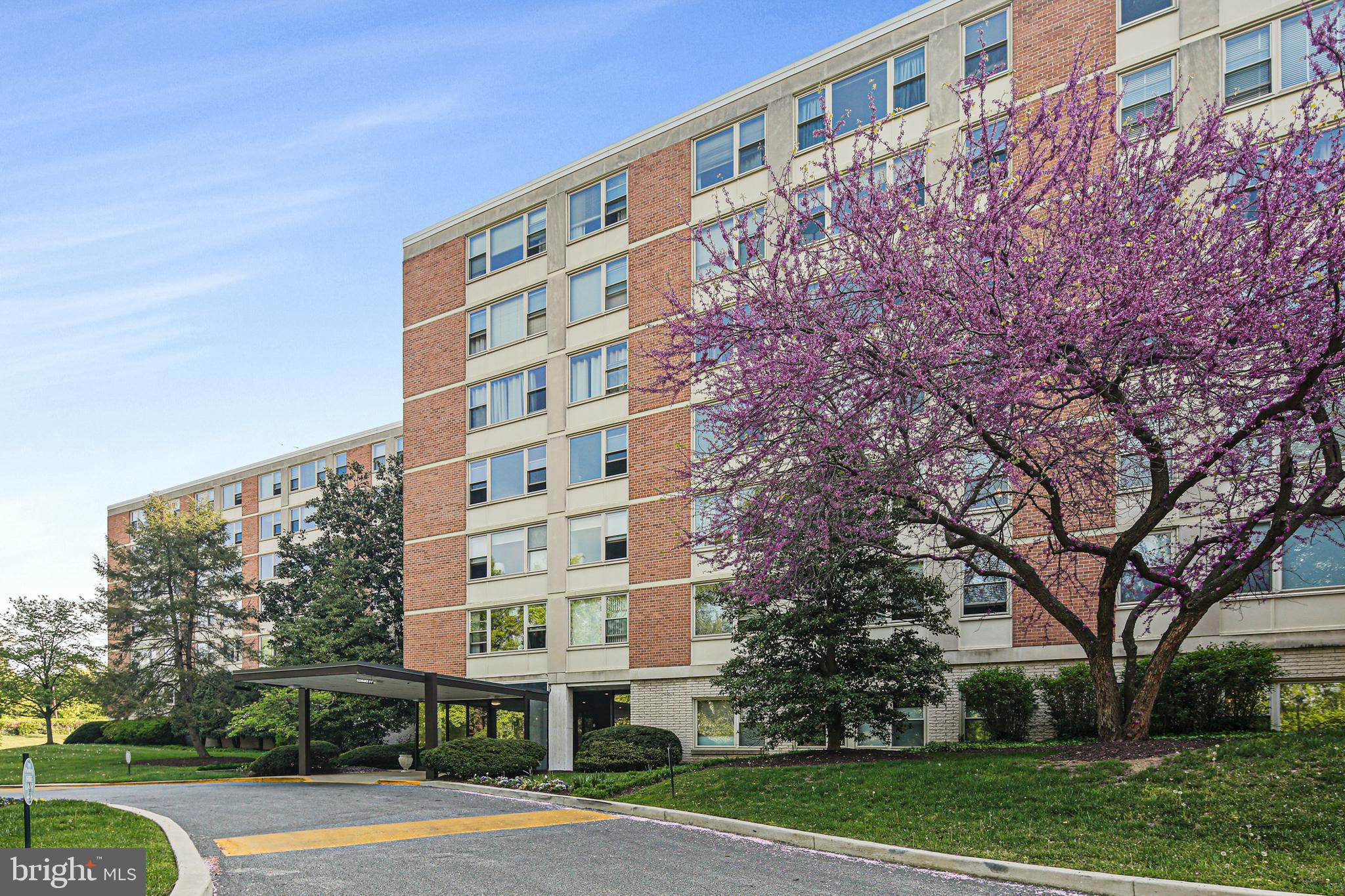 ROLAND PARK - Residential