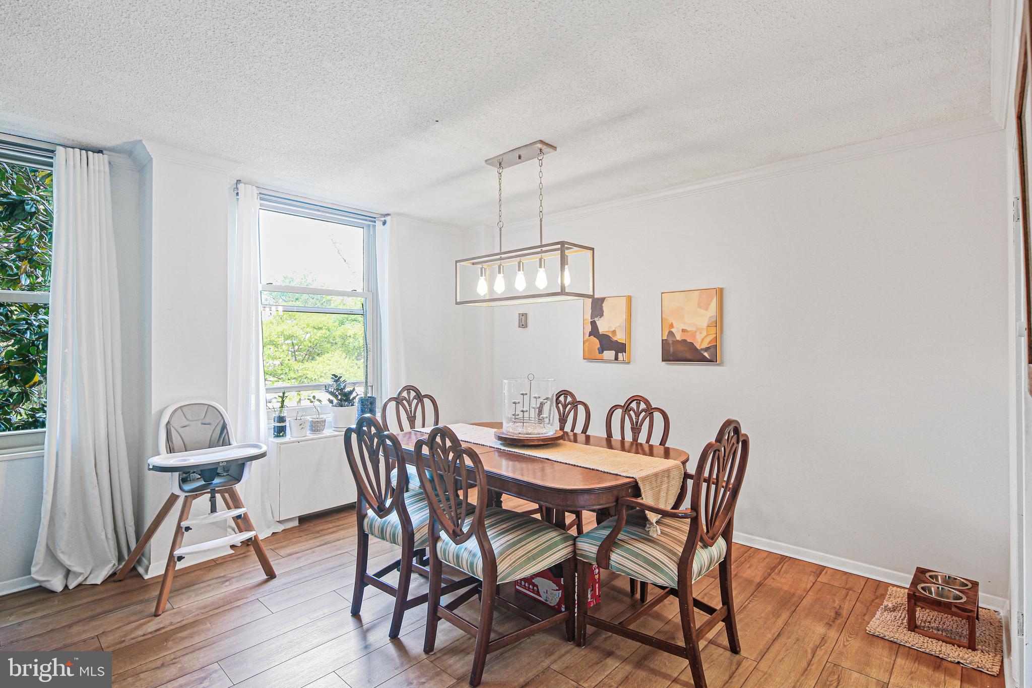 ROLAND PARK - Residential