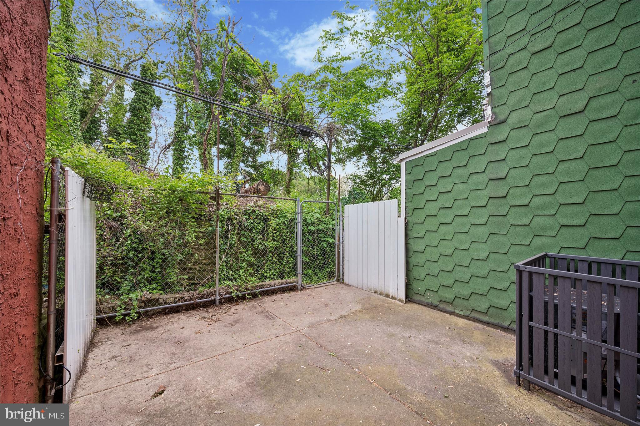 PHILADELPHIA - Residential