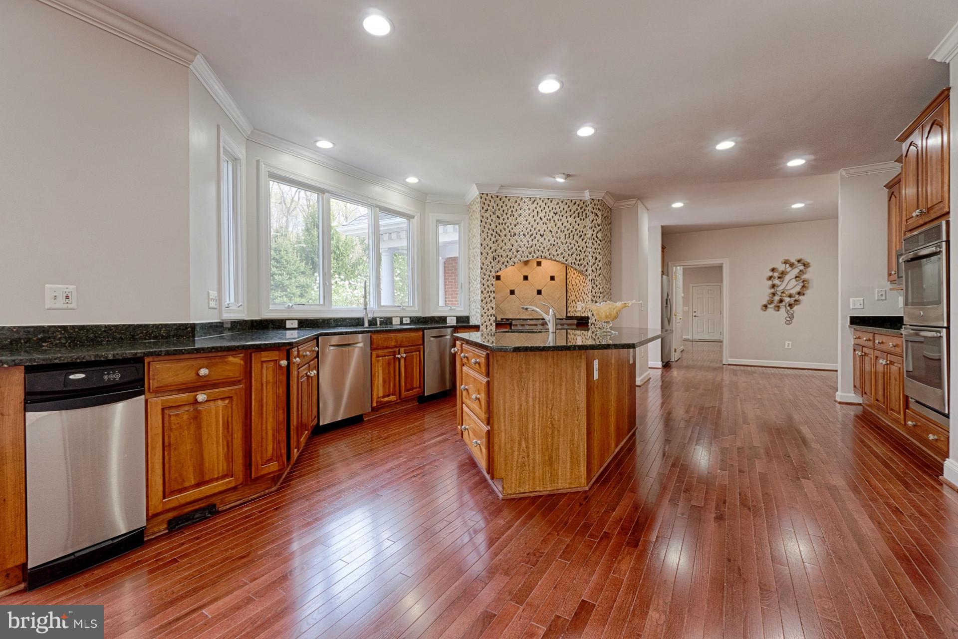 NICHOLS RUN ESTATES - Residential