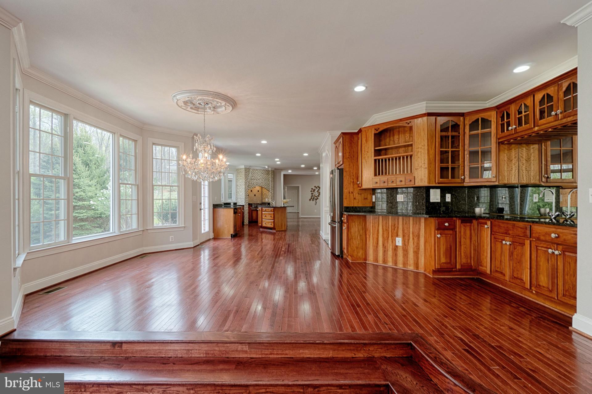 NICHOLS RUN ESTATES - Residential