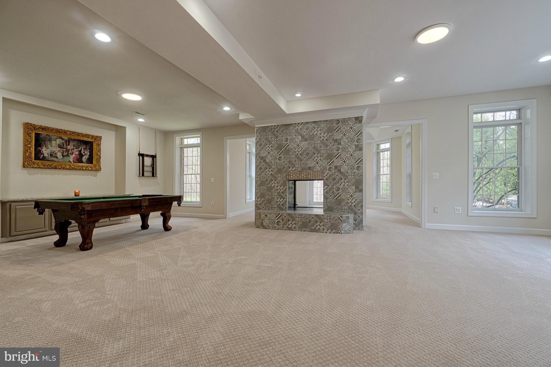 NICHOLS RUN ESTATES - Residential