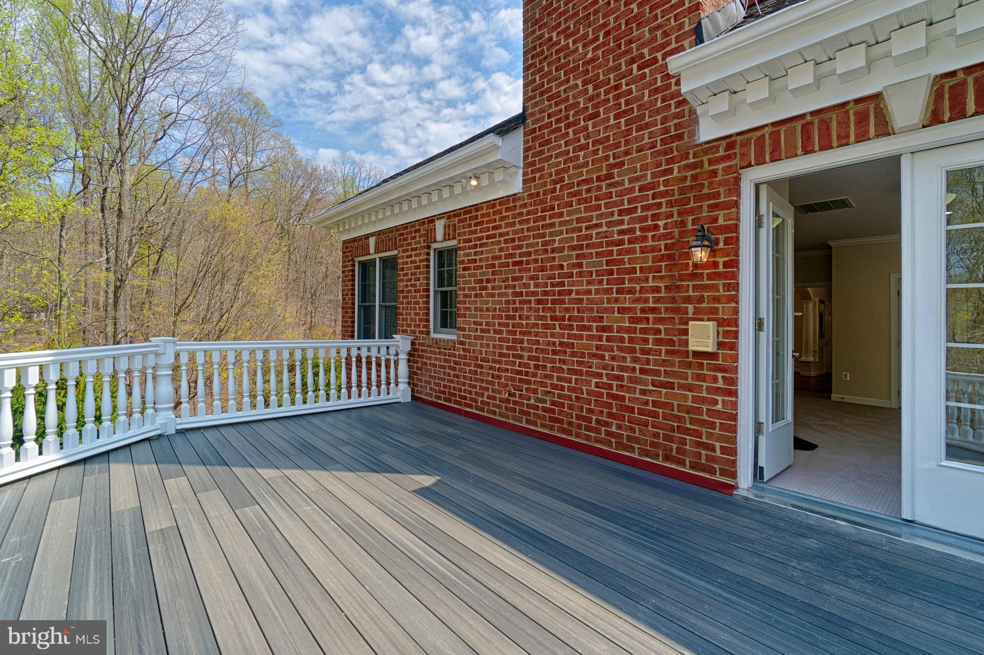 NICHOLS RUN ESTATES - Residential