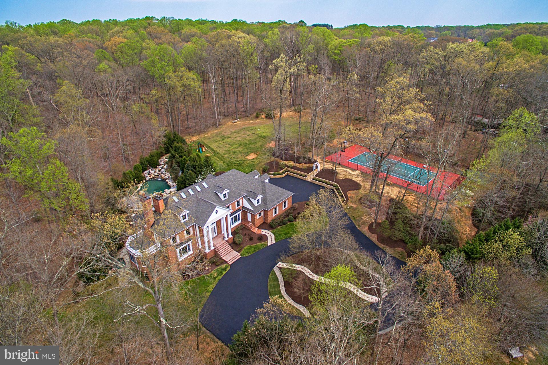 NICHOLS RUN ESTATES - Residential