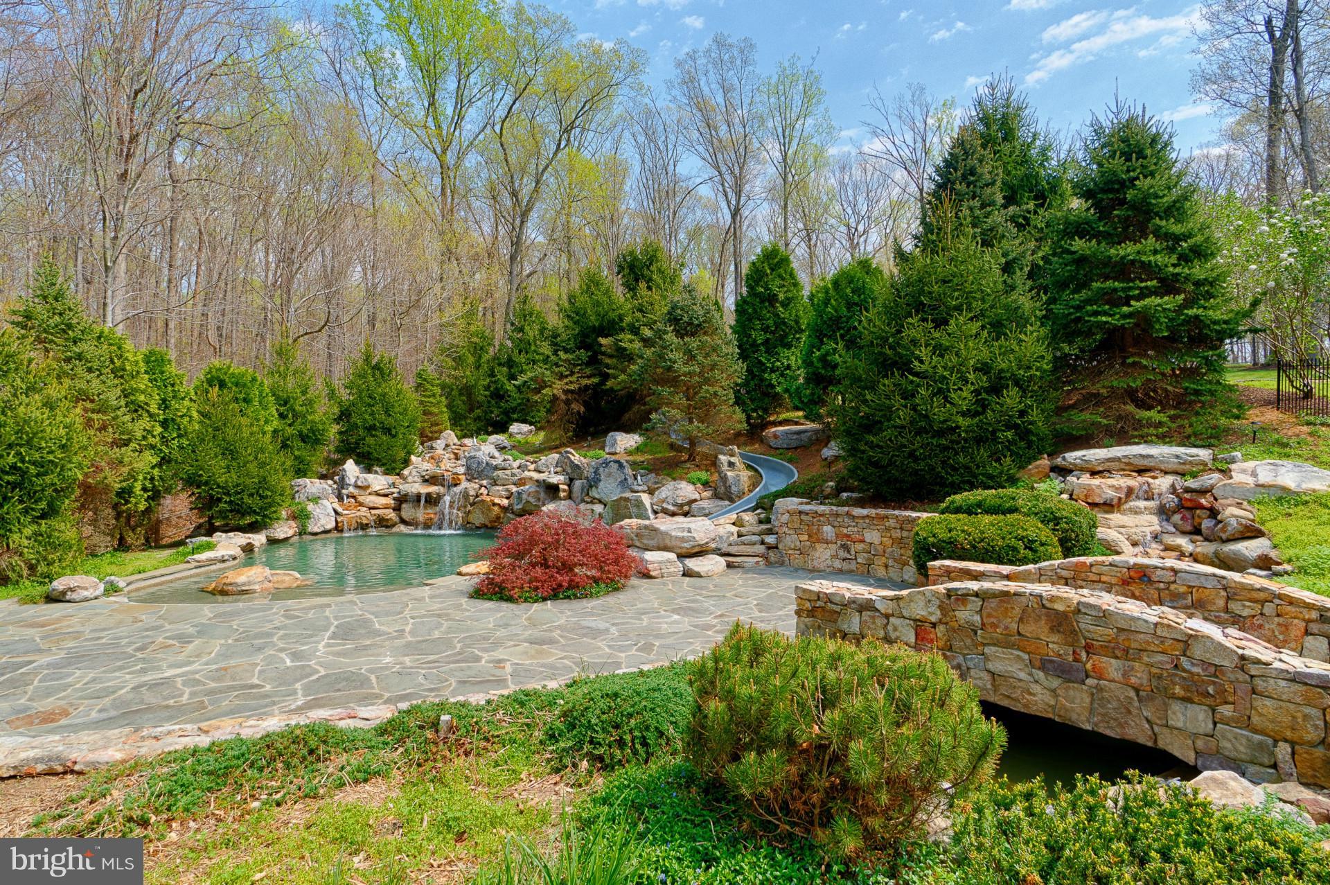 NICHOLS RUN ESTATES - Residential