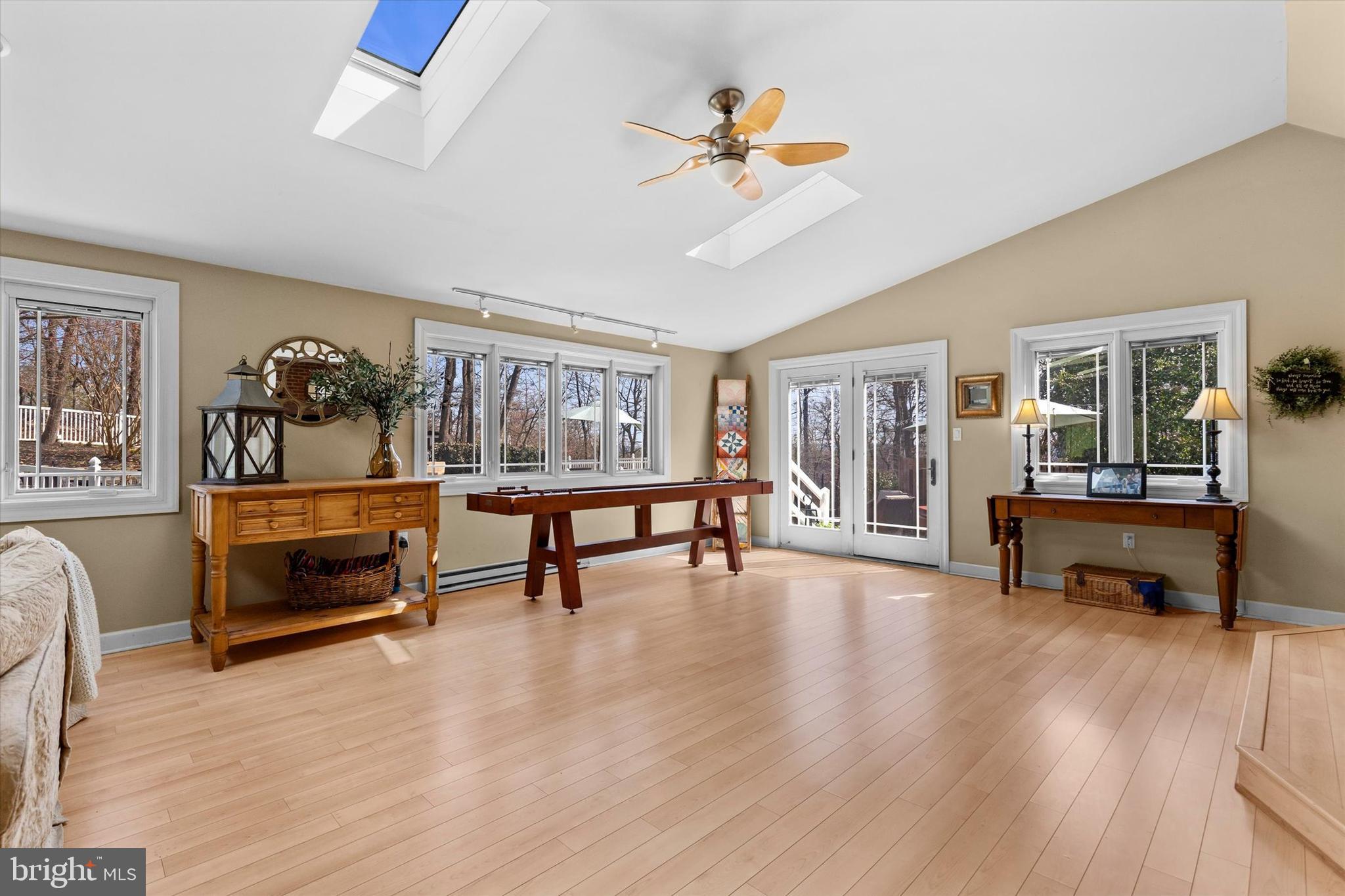 EAST YORK - Residential