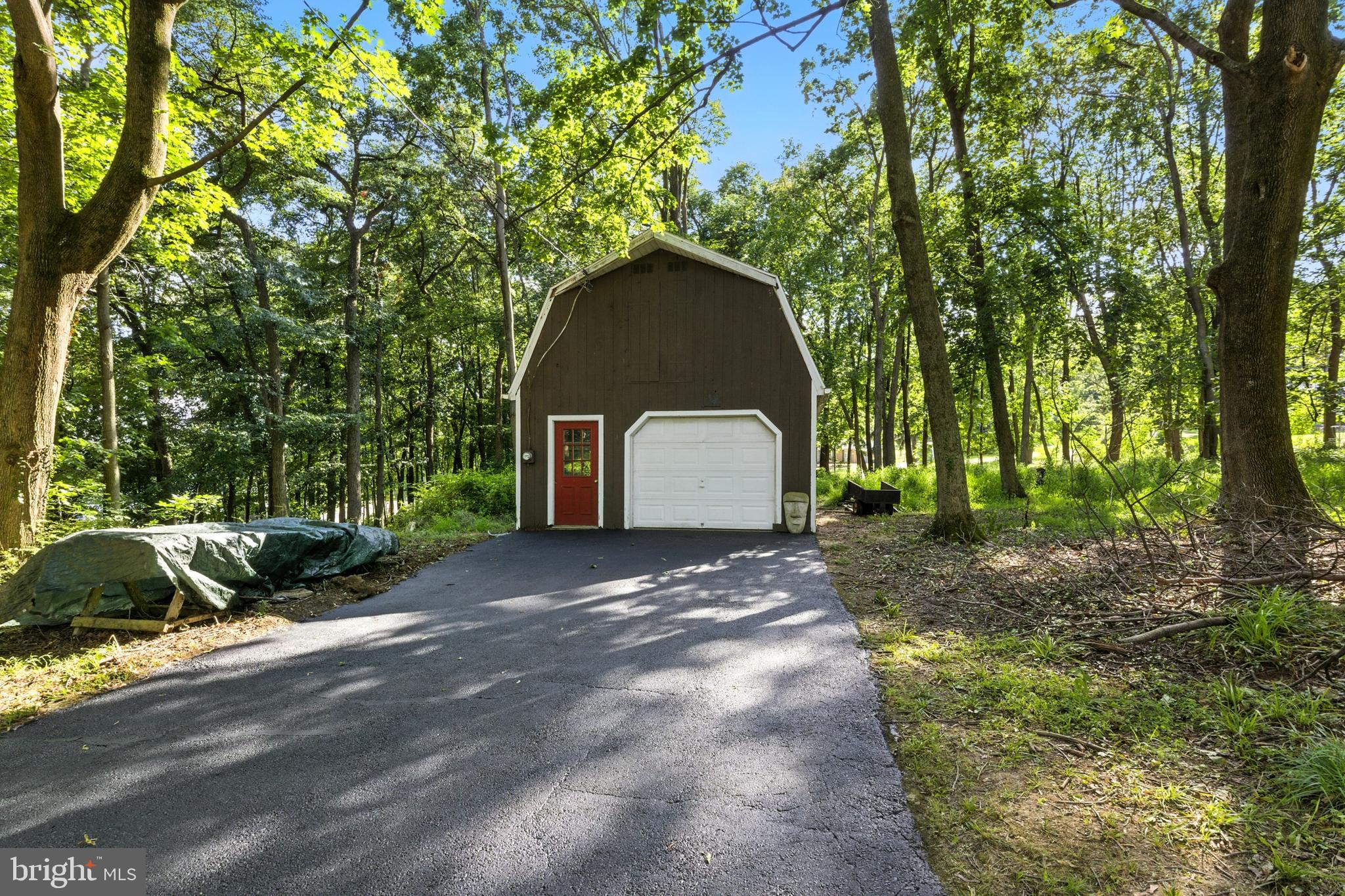EAST YORK - Residential