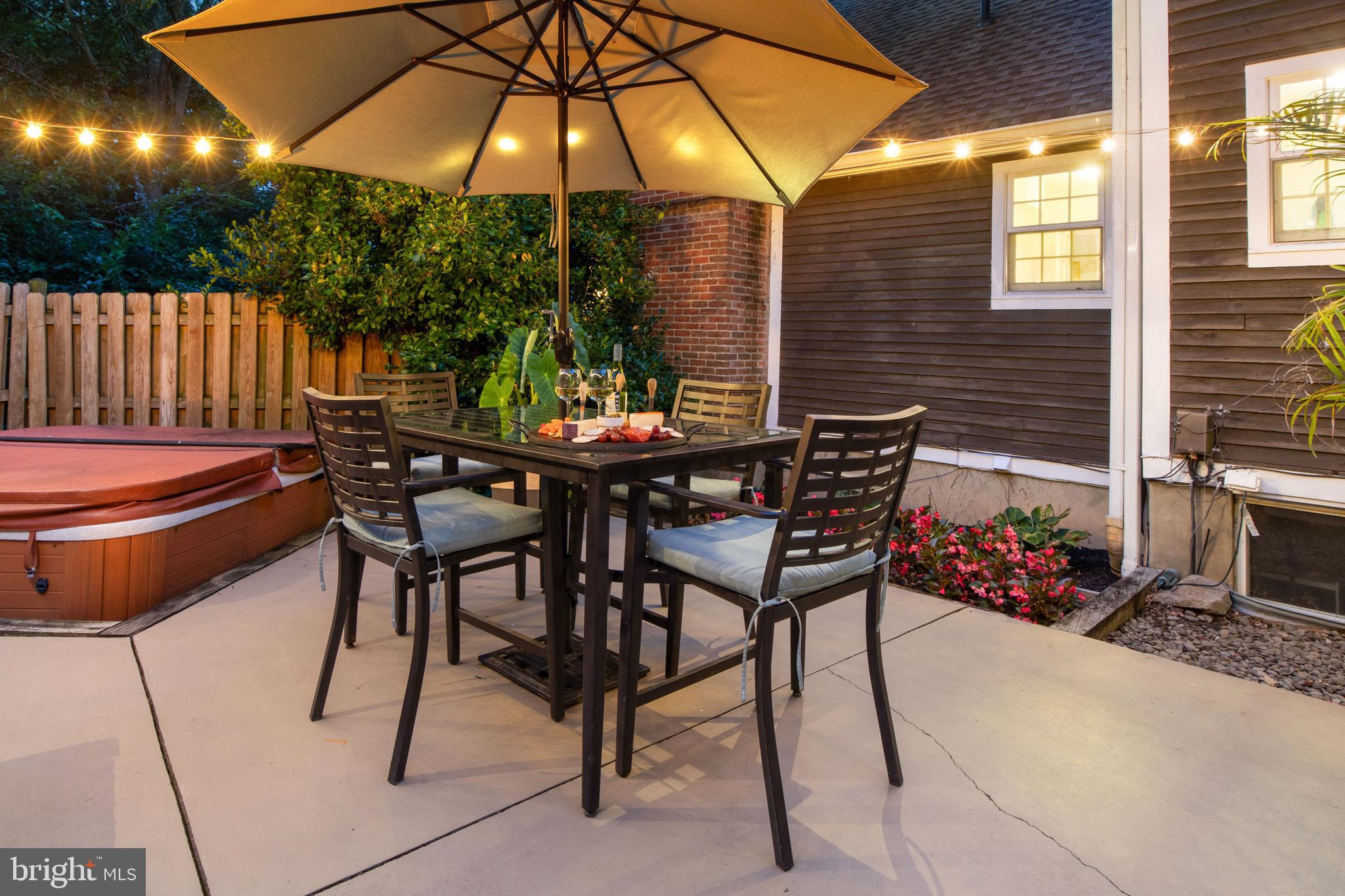 EAST YORK - Residential