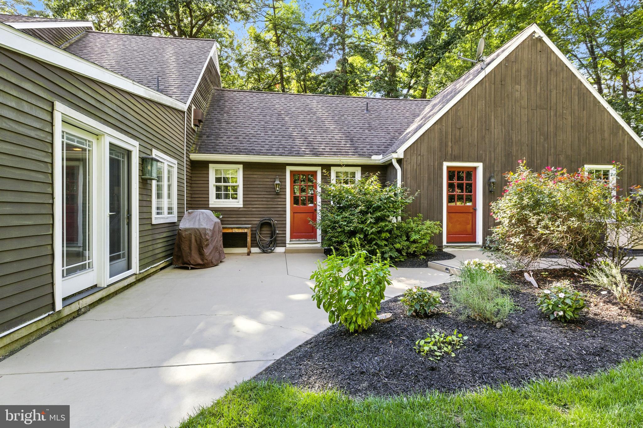 EAST YORK - Residential