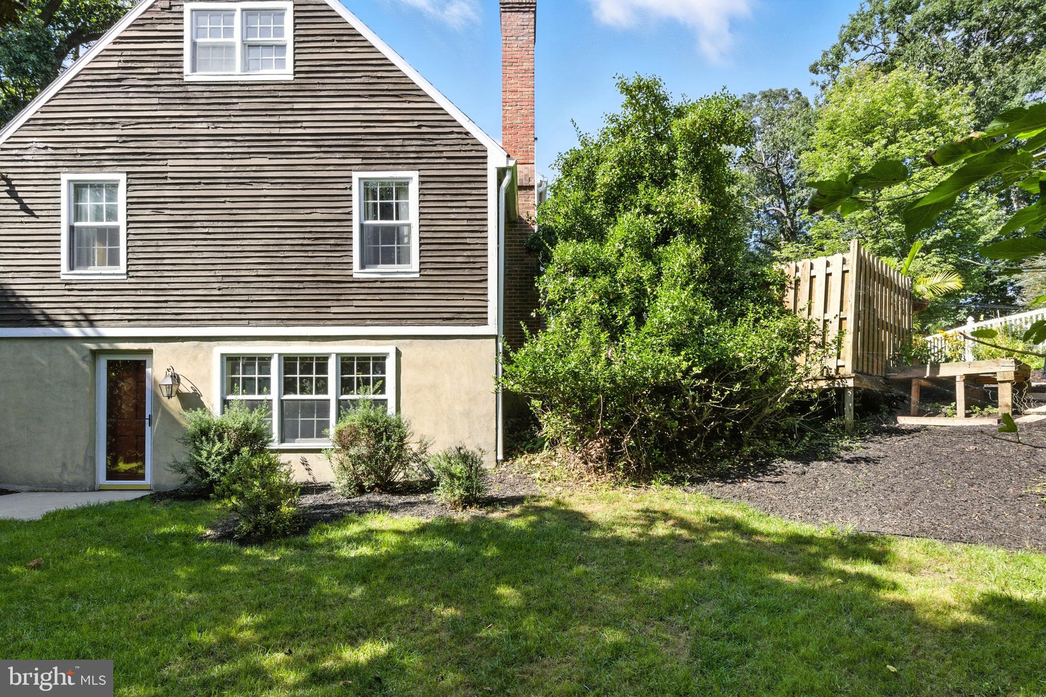 EAST YORK - Residential