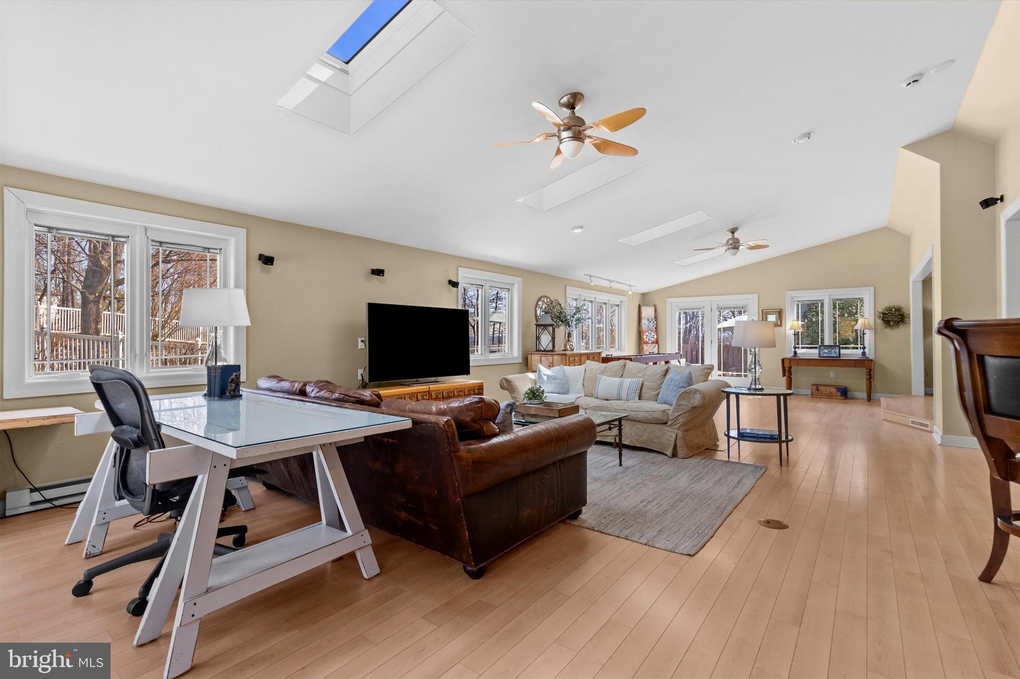 EAST YORK - Residential