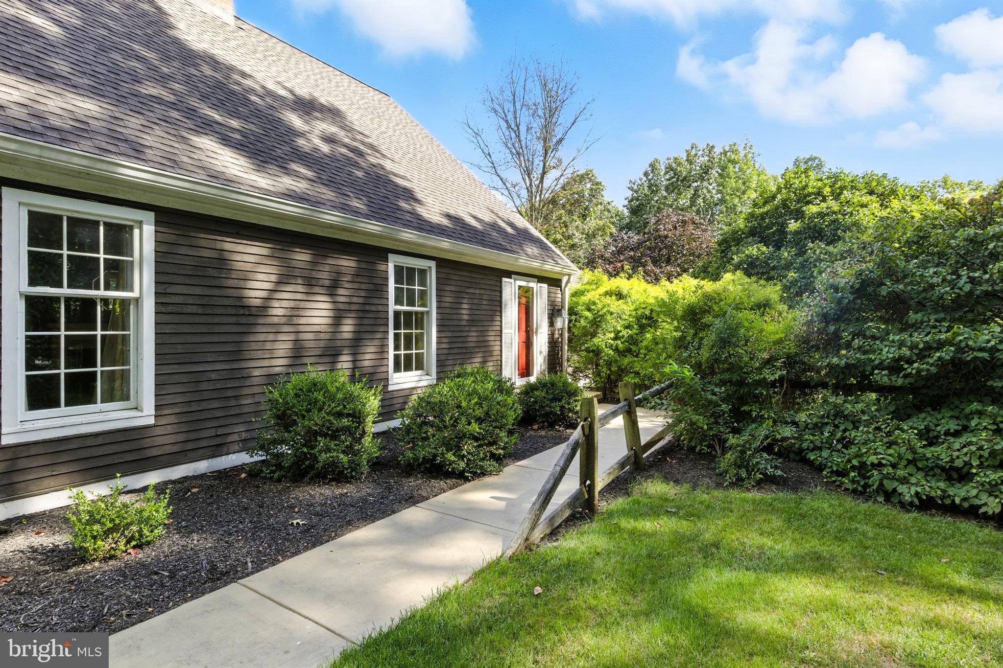 EAST YORK - Residential