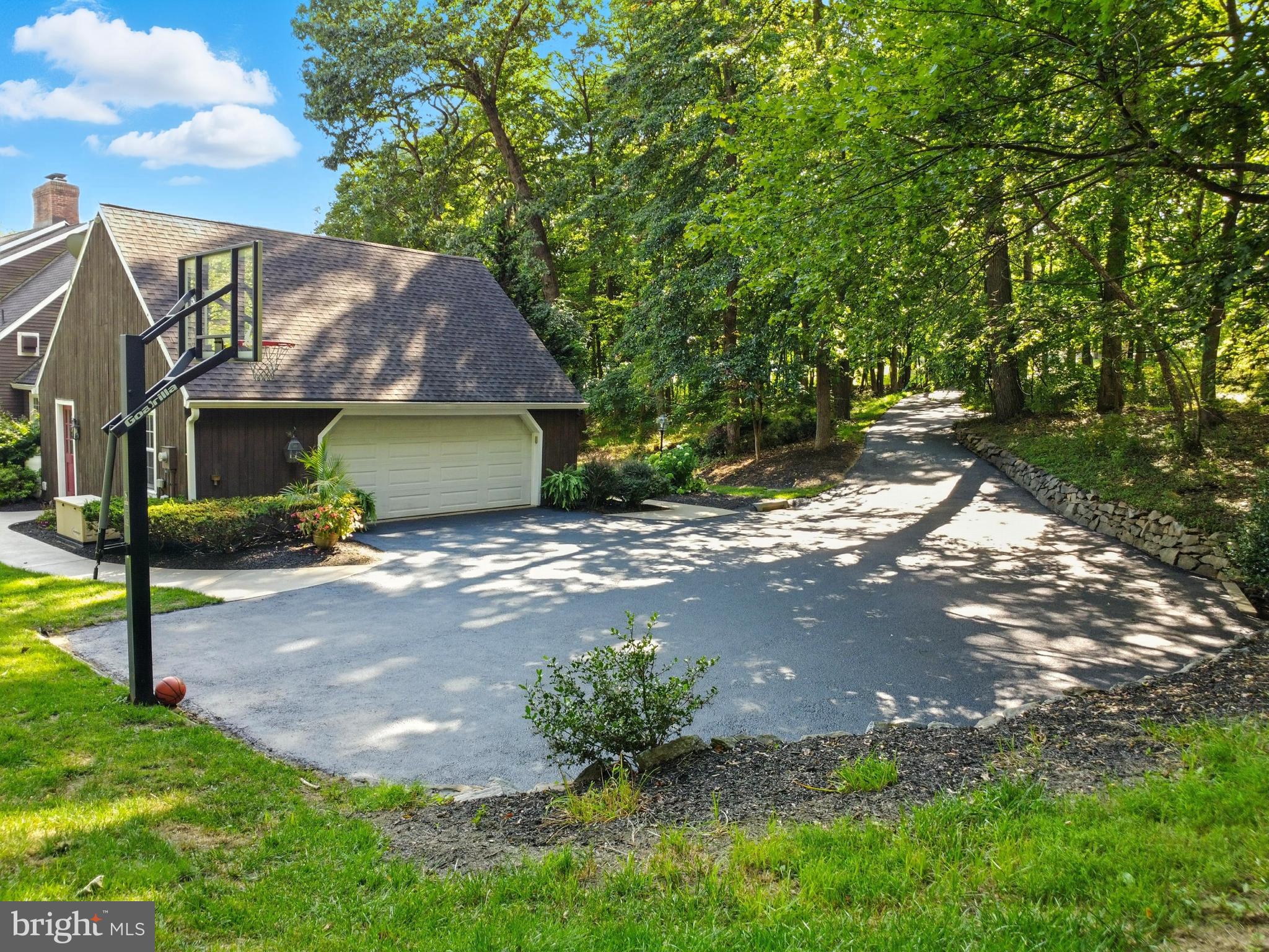 EAST YORK - Residential