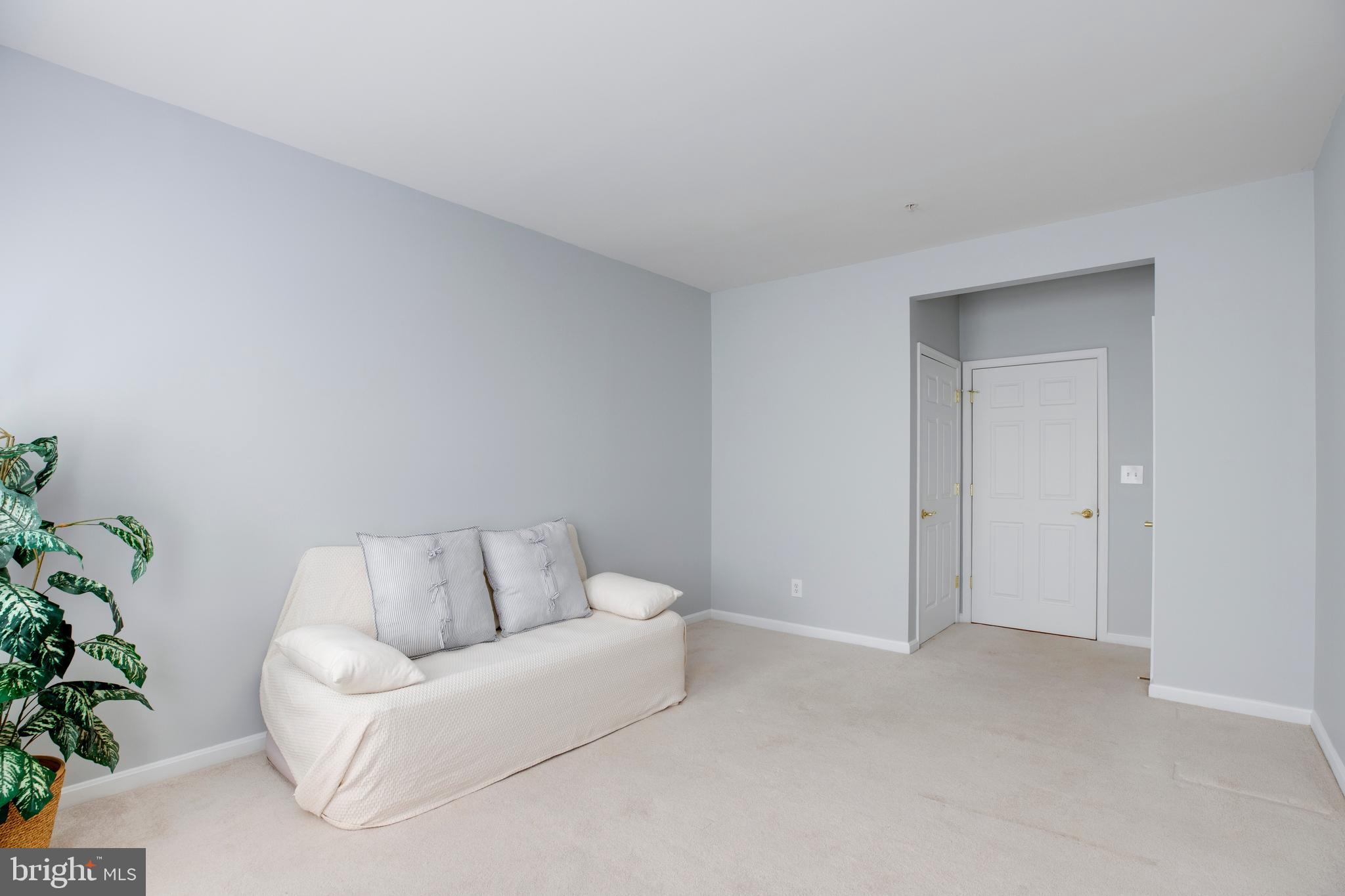 CENTRAL PARKE AT LOWES ISLAND - Residential