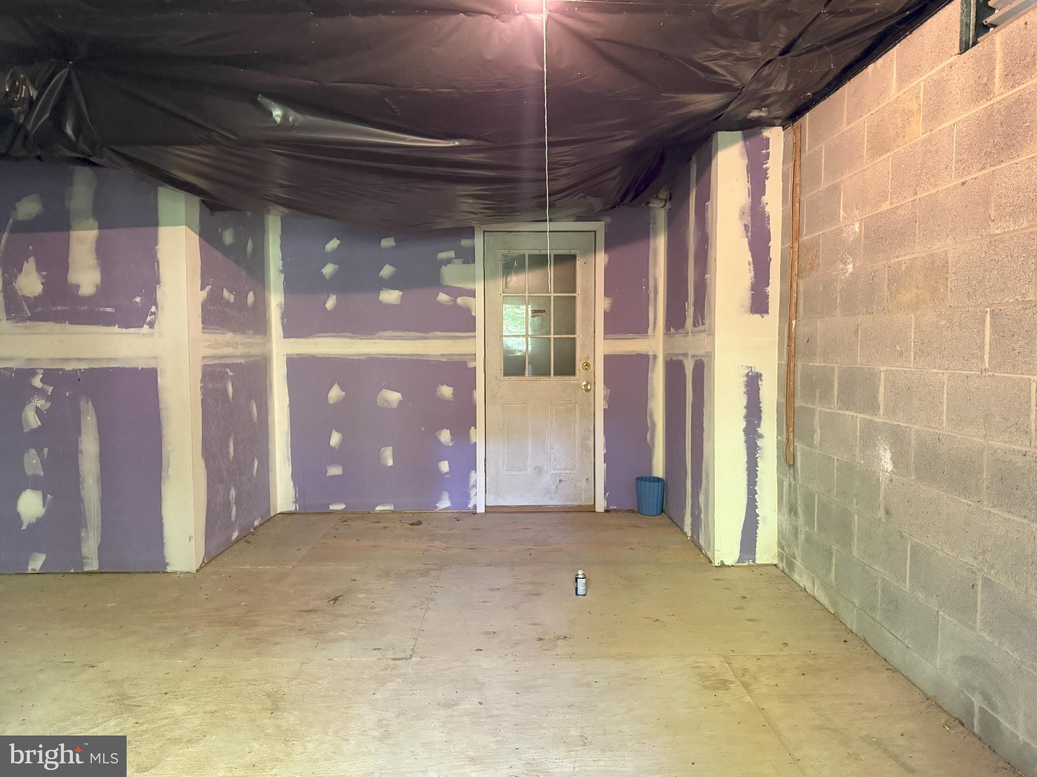 WHITE SANDS - Residential