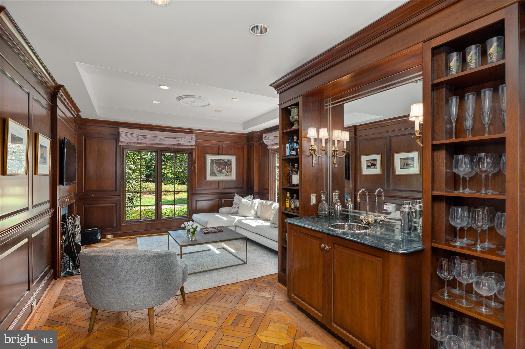 SPRING VALLEY - Residential