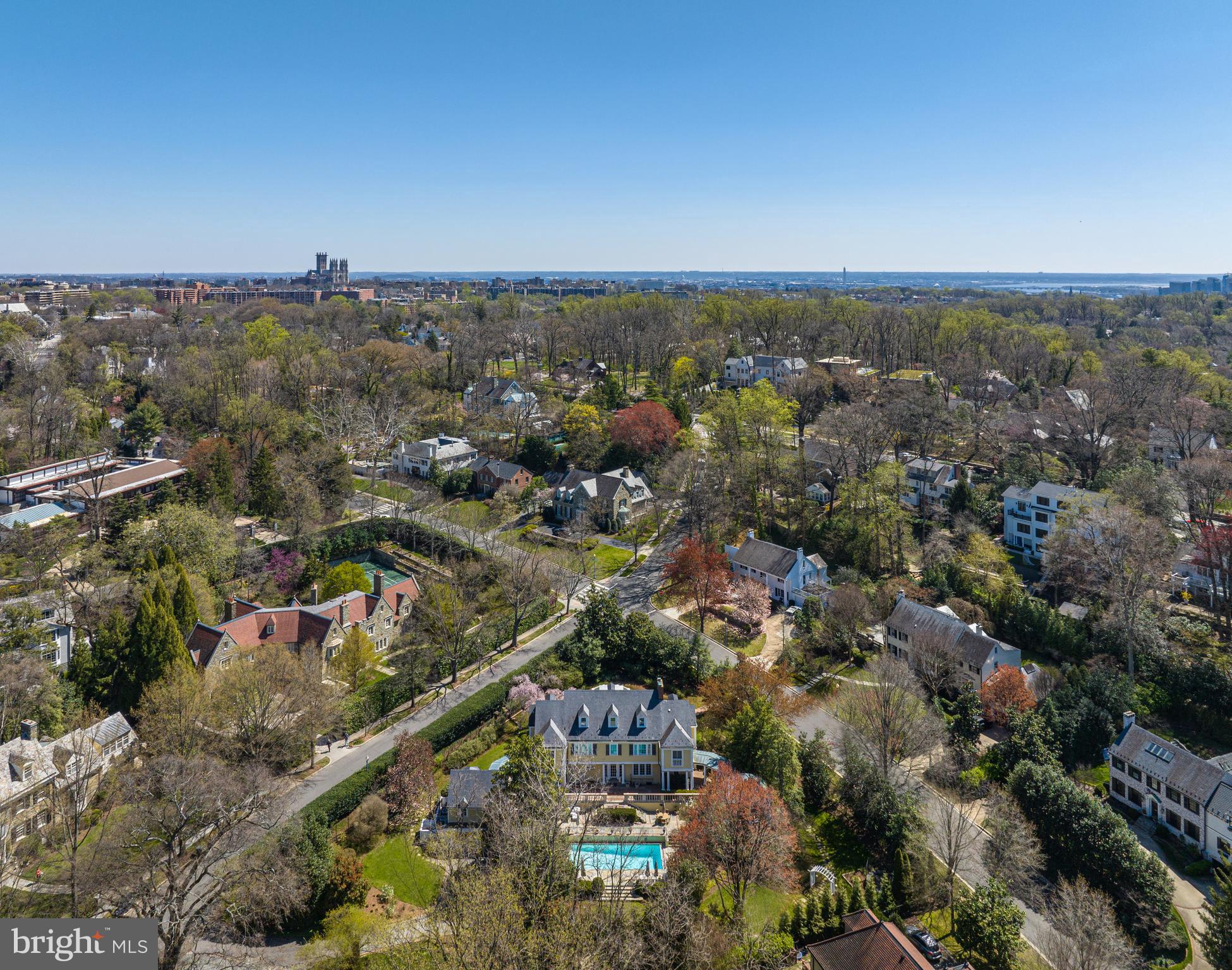 SPRING VALLEY - Residential