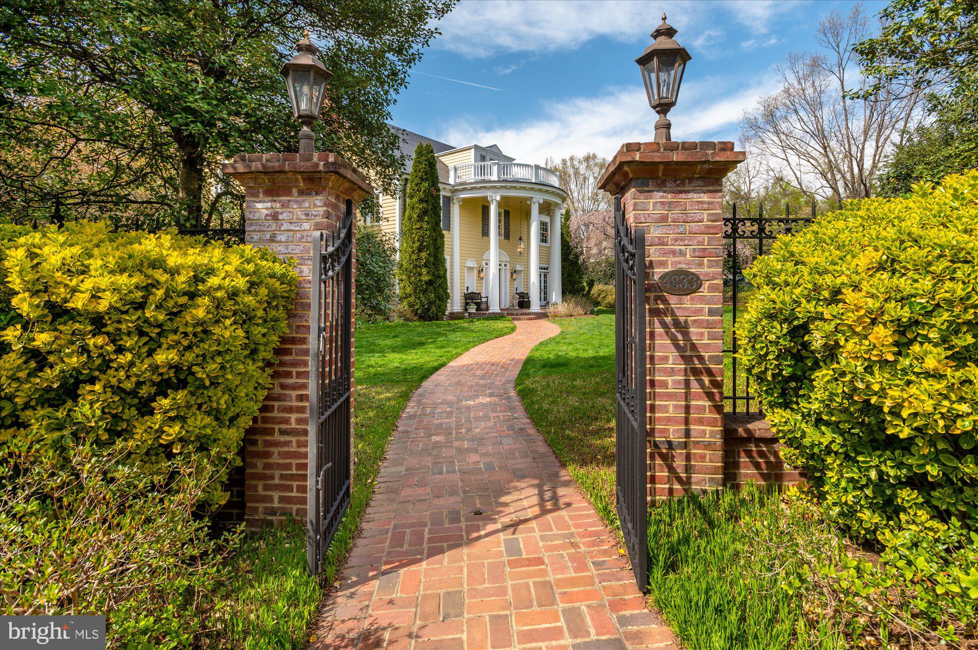 SPRING VALLEY - Residential