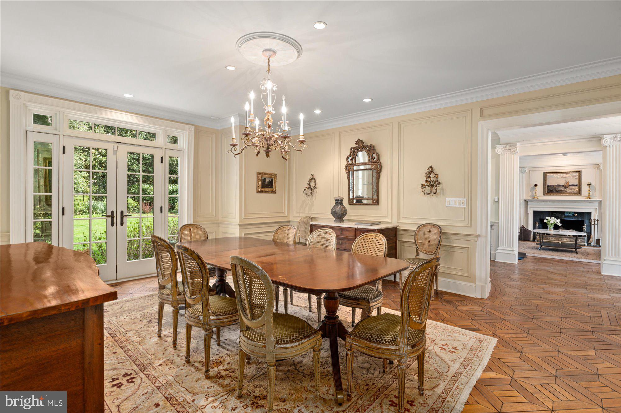 SPRING VALLEY - Residential