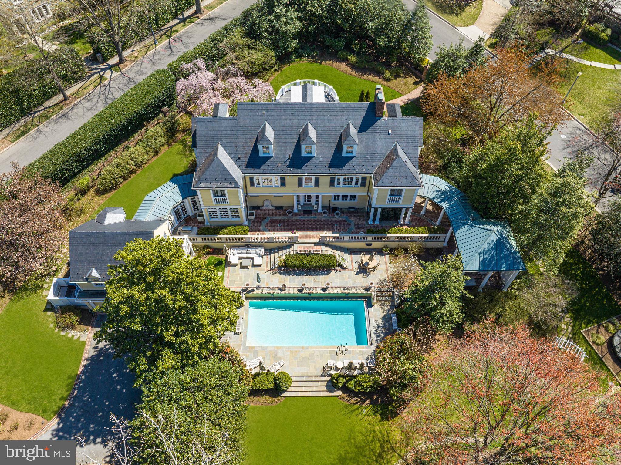 SPRING VALLEY - Residential