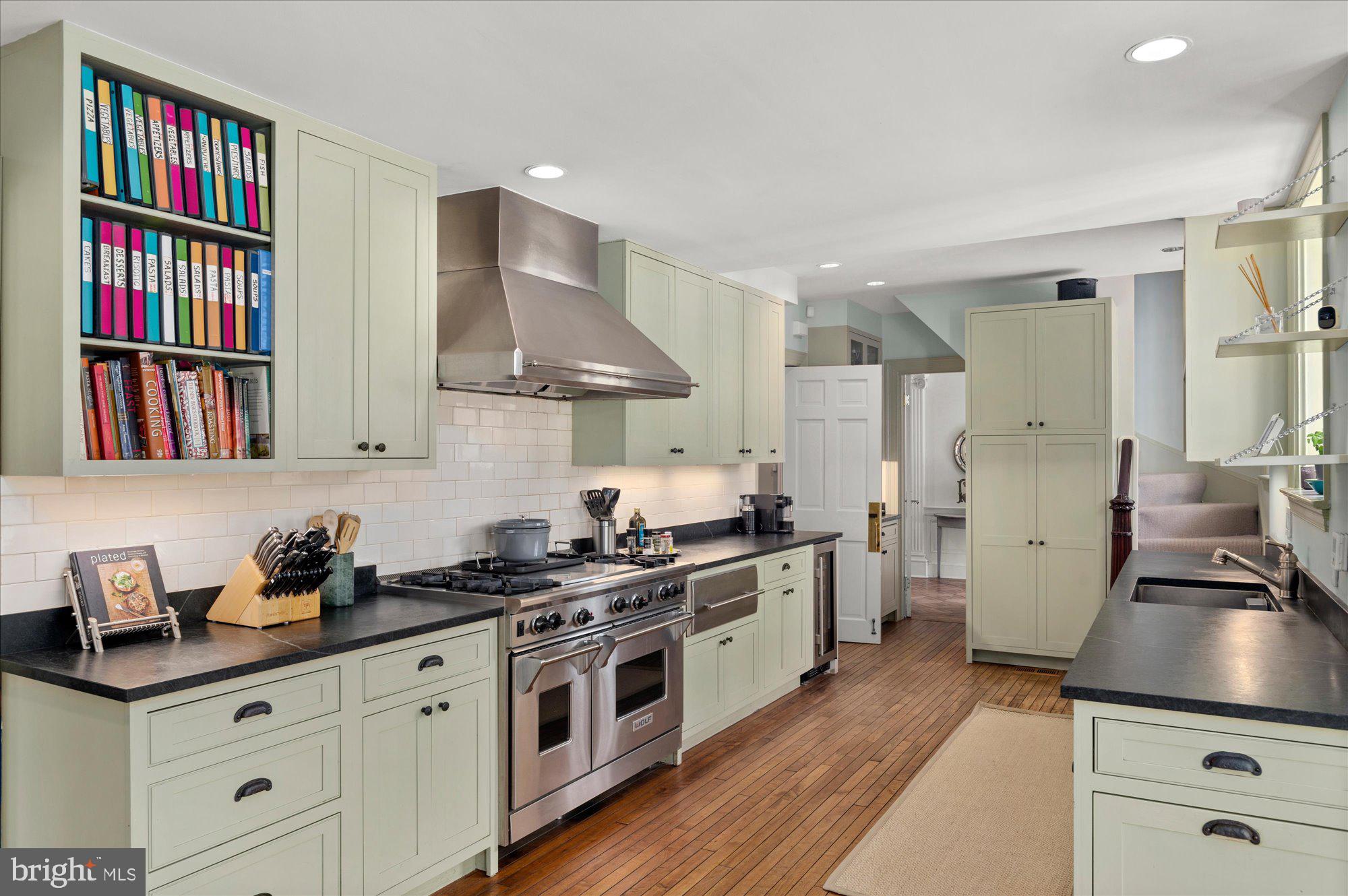 SPRING VALLEY - Residential