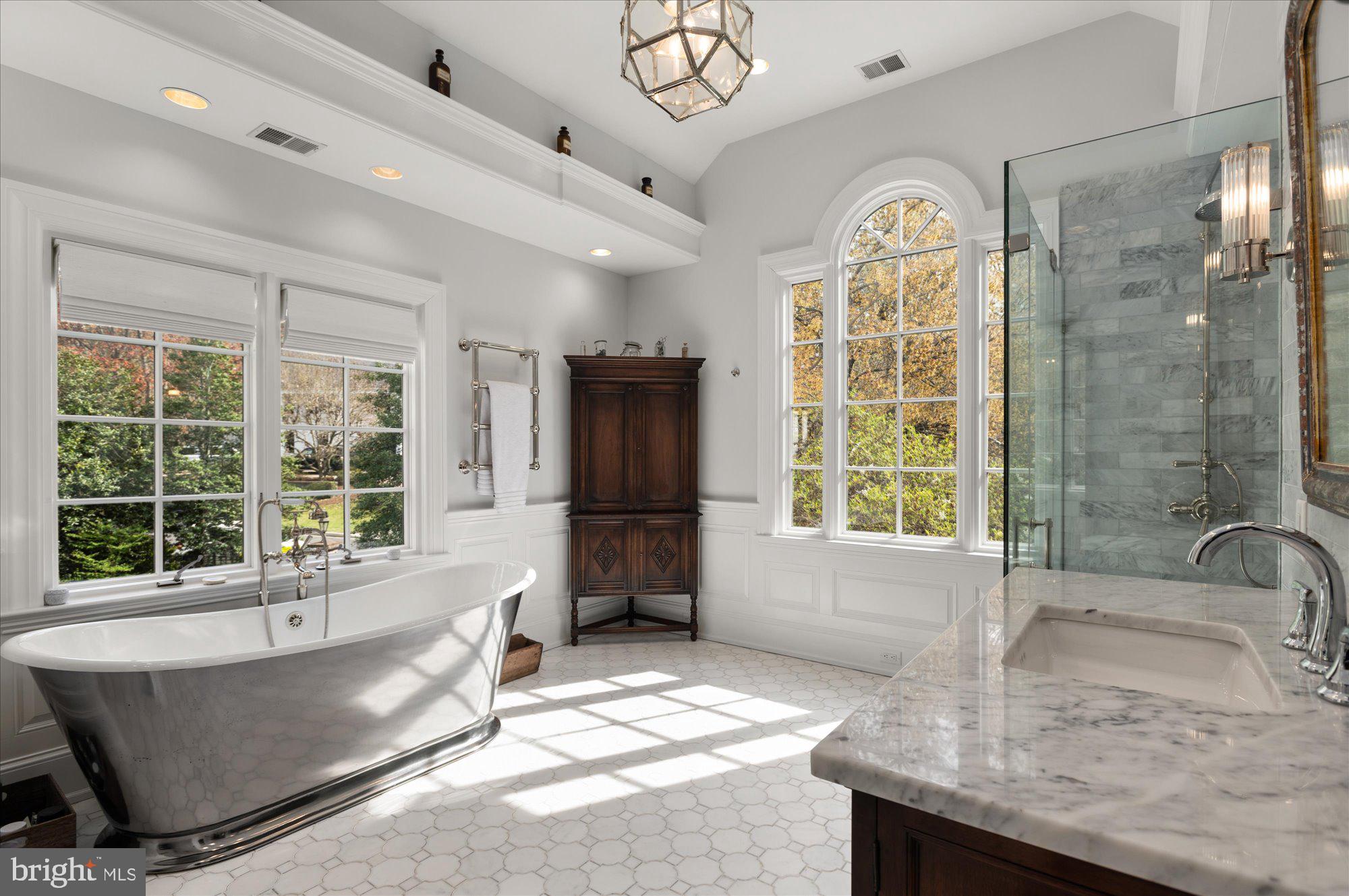 SPRING VALLEY - Residential