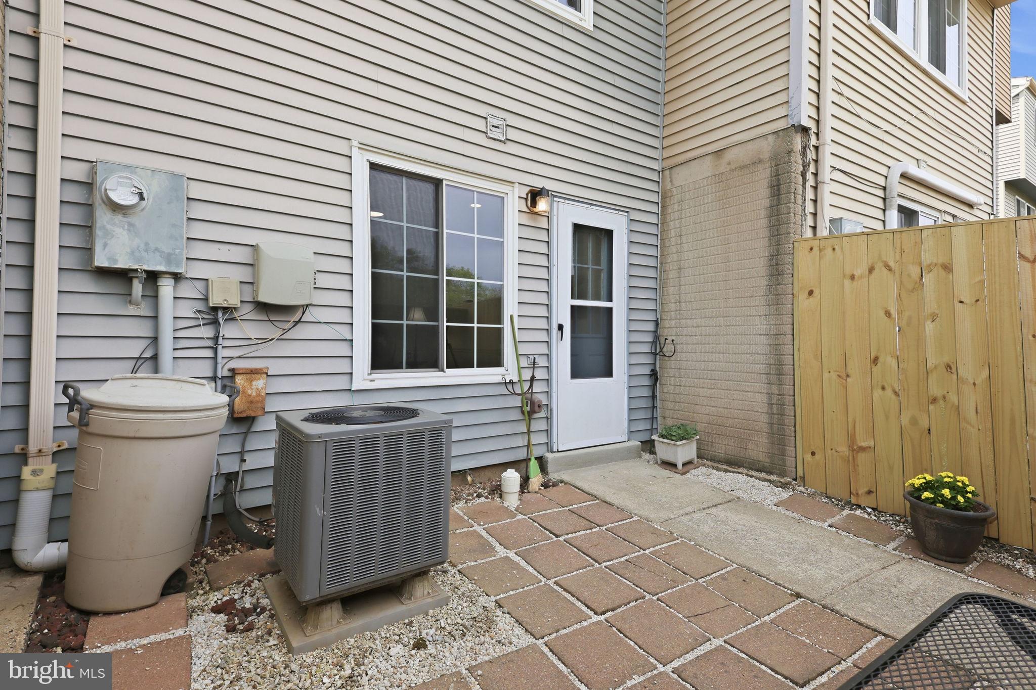 DEVILS REACH CONDOS - Residential