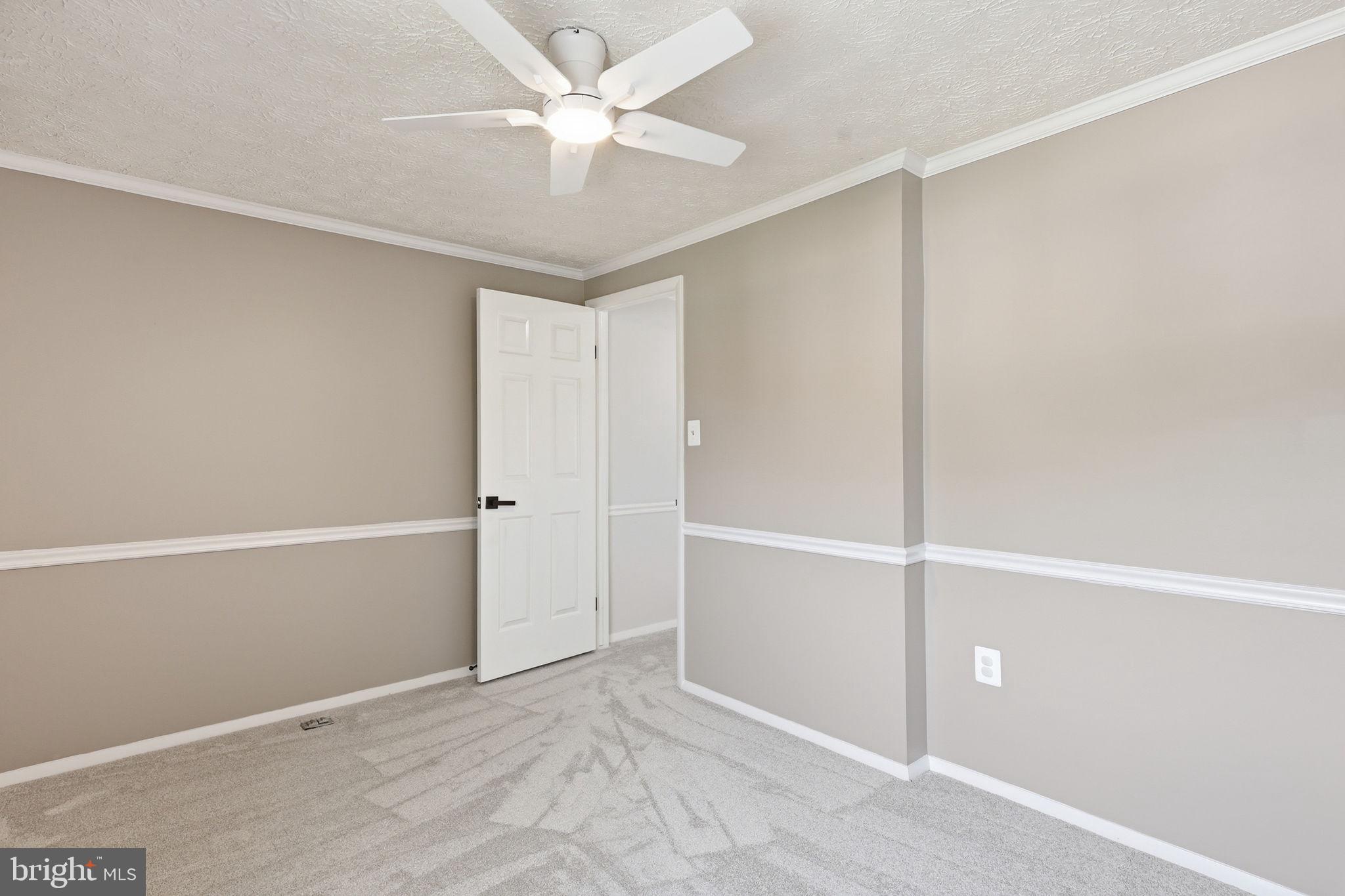 DEVILS REACH CONDOS - Residential