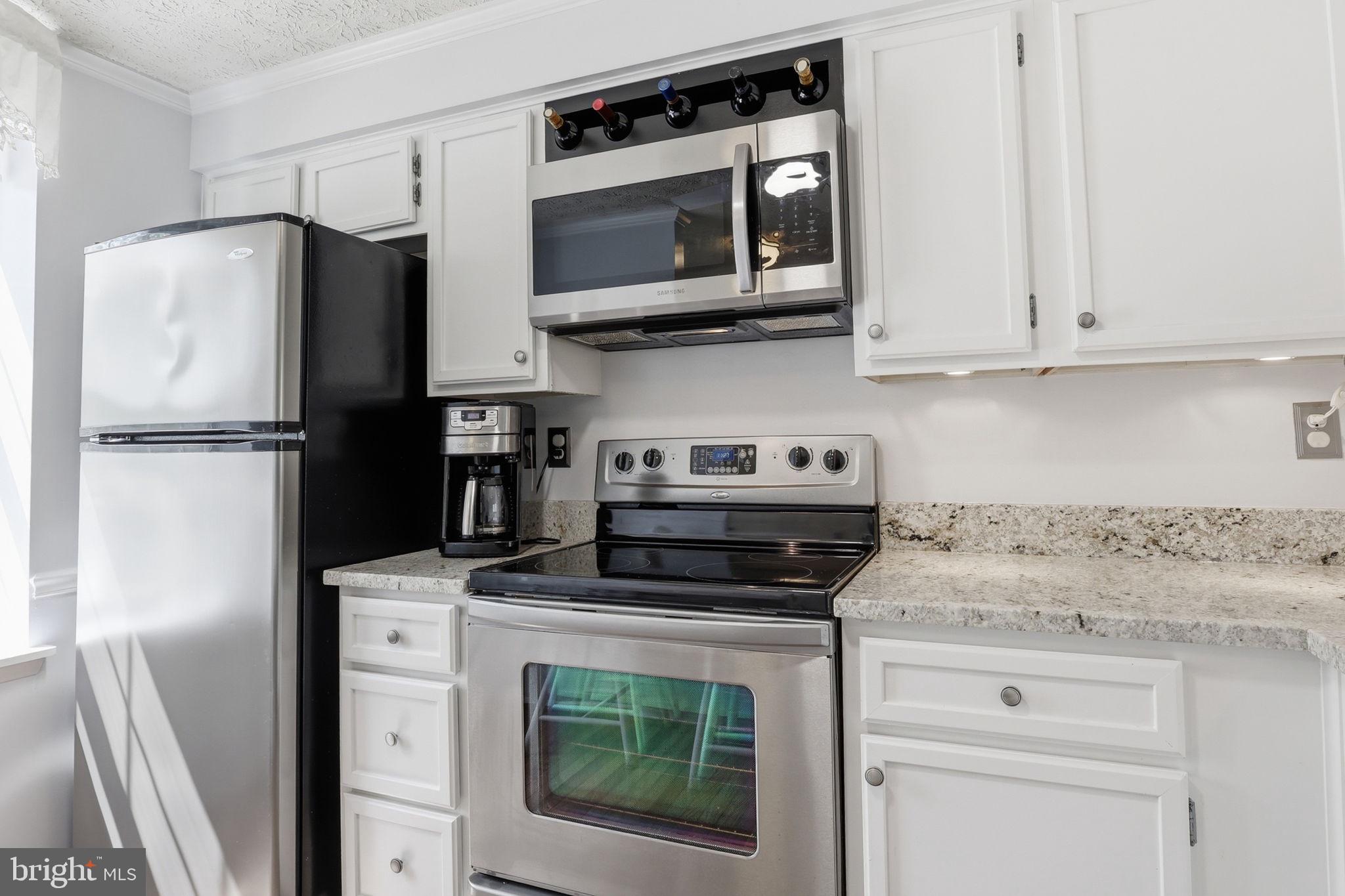 DEVILS REACH CONDOS - Residential