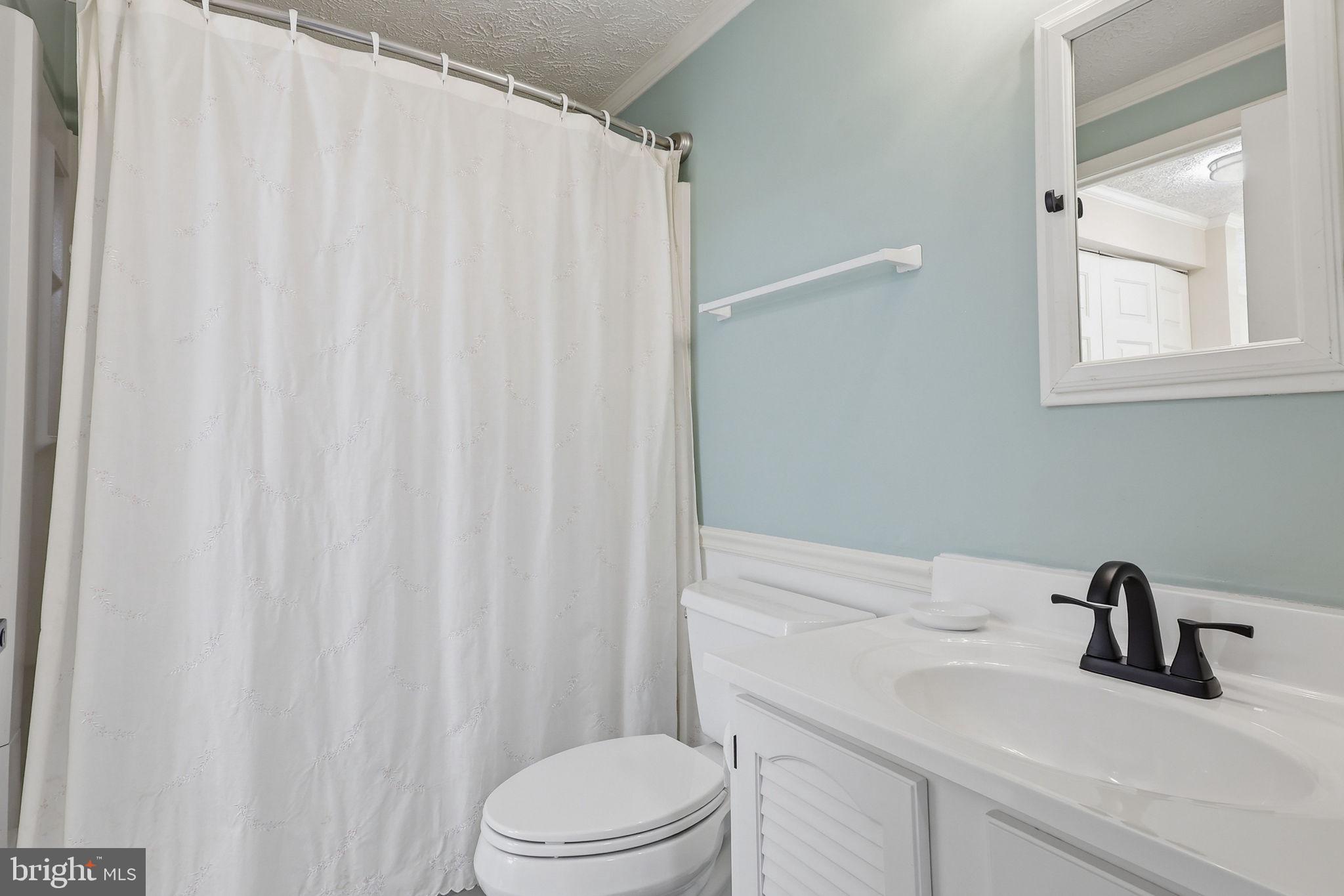 DEVILS REACH CONDOS - Residential