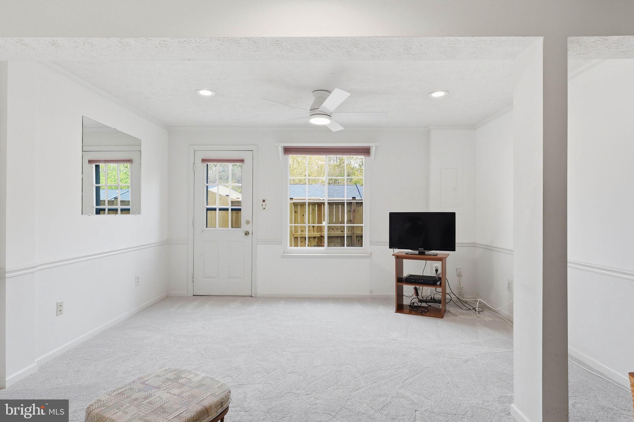 DEVILS REACH CONDOS - Residential