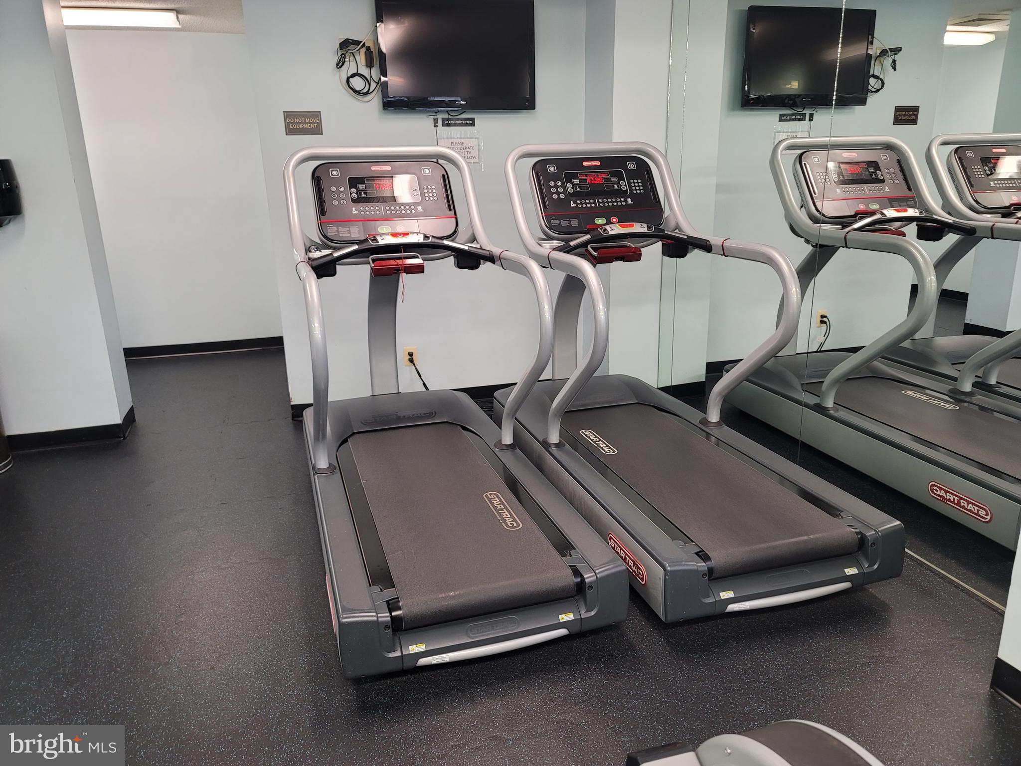 SKYLINE SQUARE CONDO - Residential