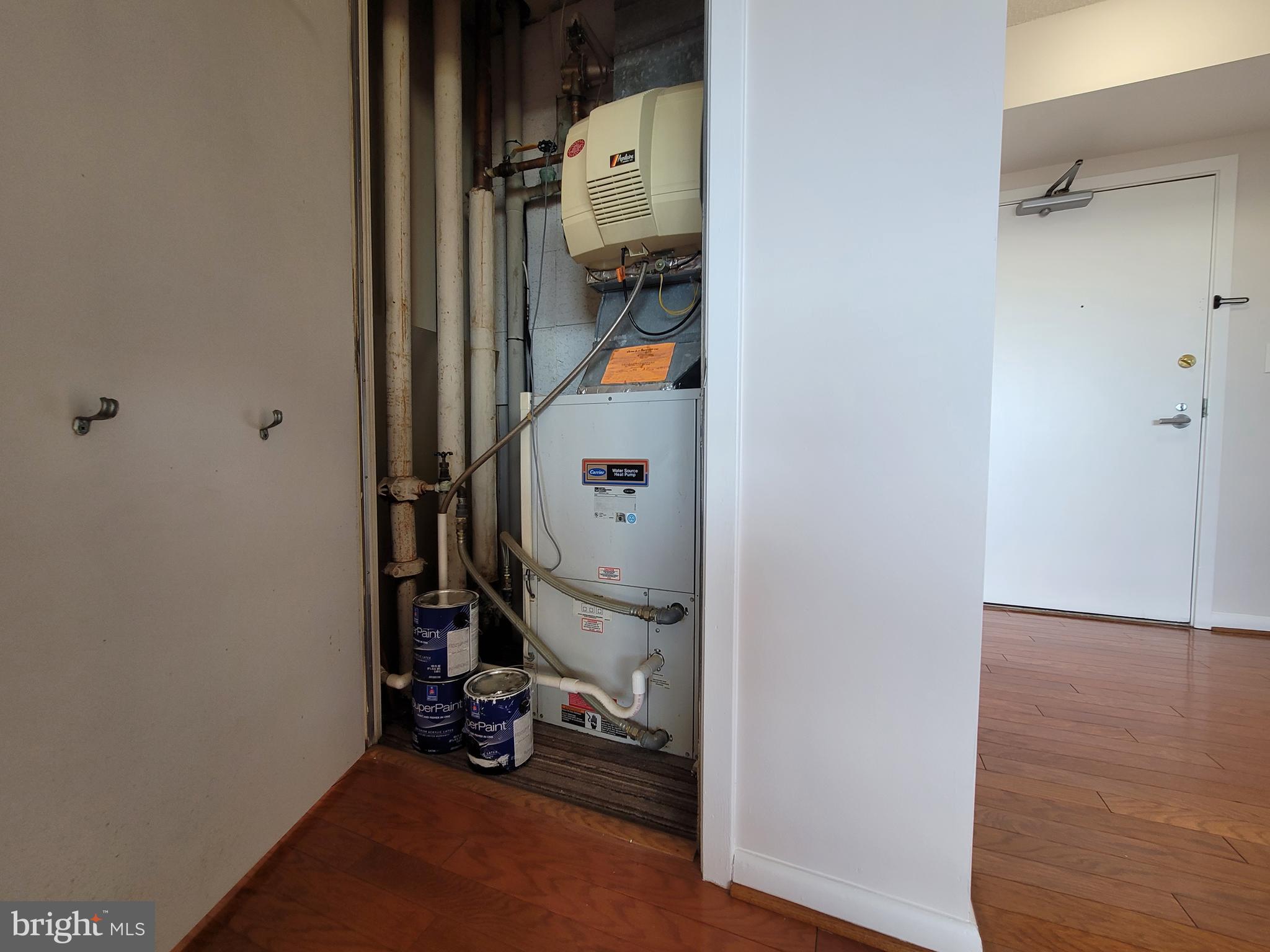 SKYLINE SQUARE CONDO - Residential