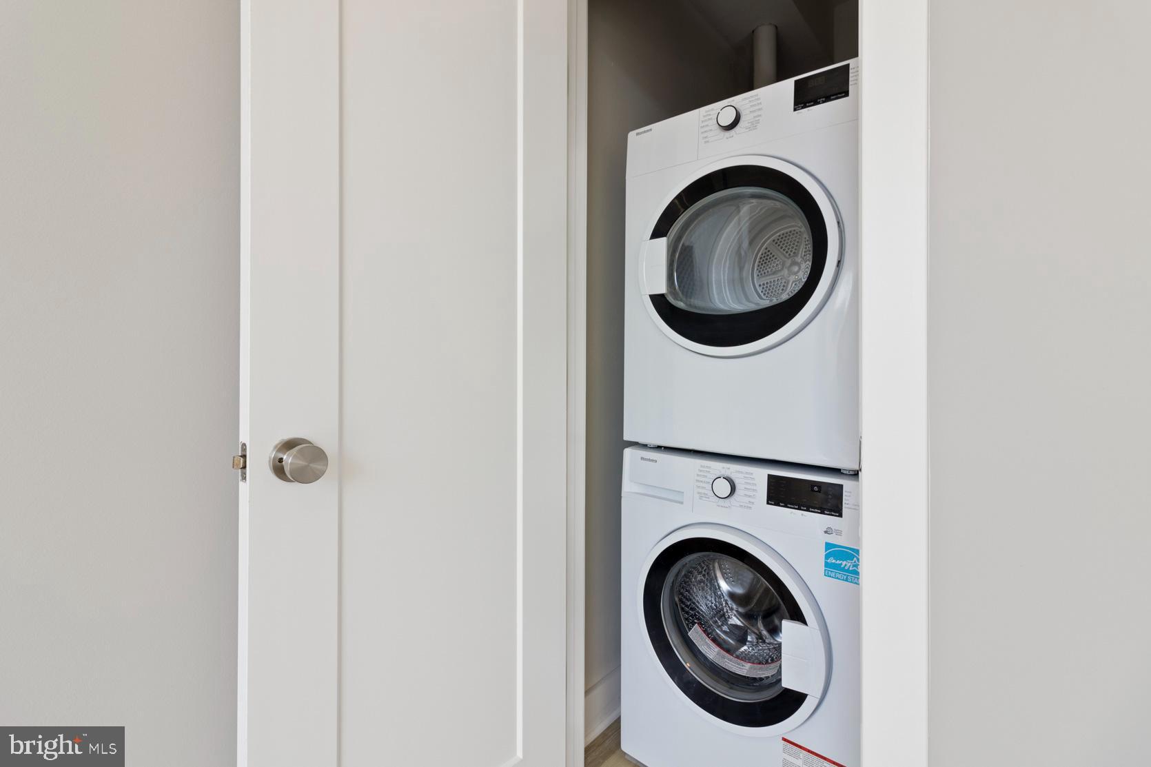 EAST KENSINGTON - Residential Lease