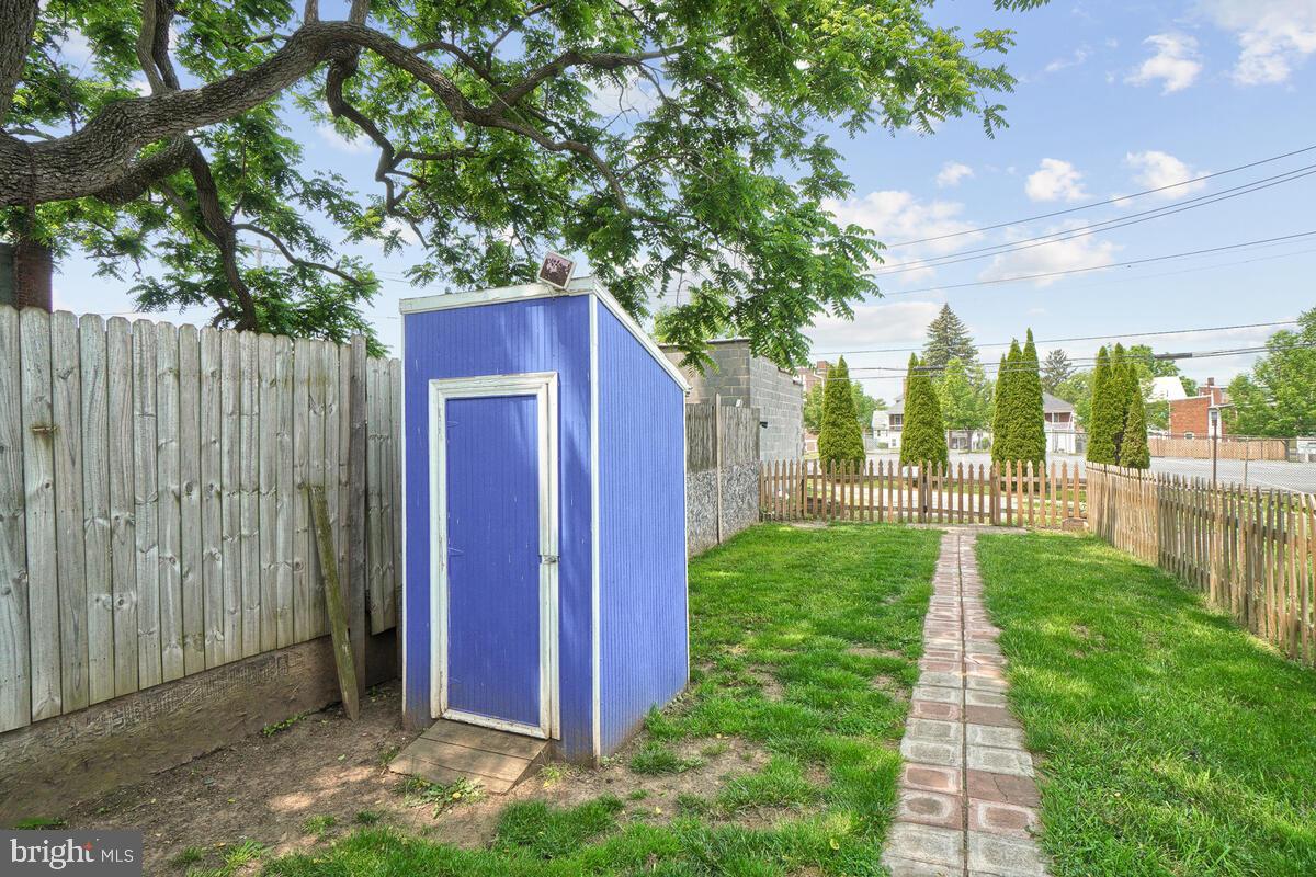 HAGERSTOWN - Residential