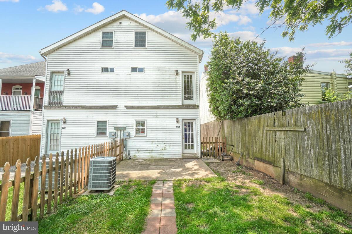 HAGERSTOWN - Residential