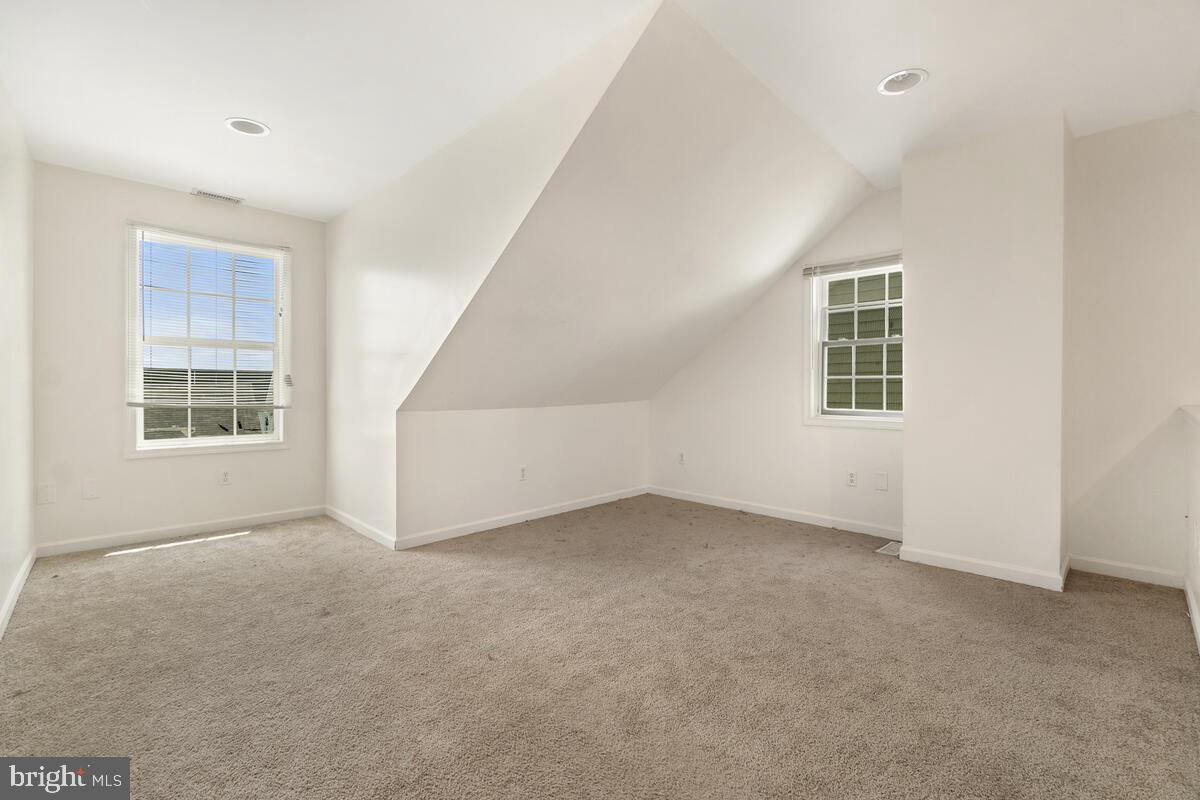 HAGERSTOWN - Residential