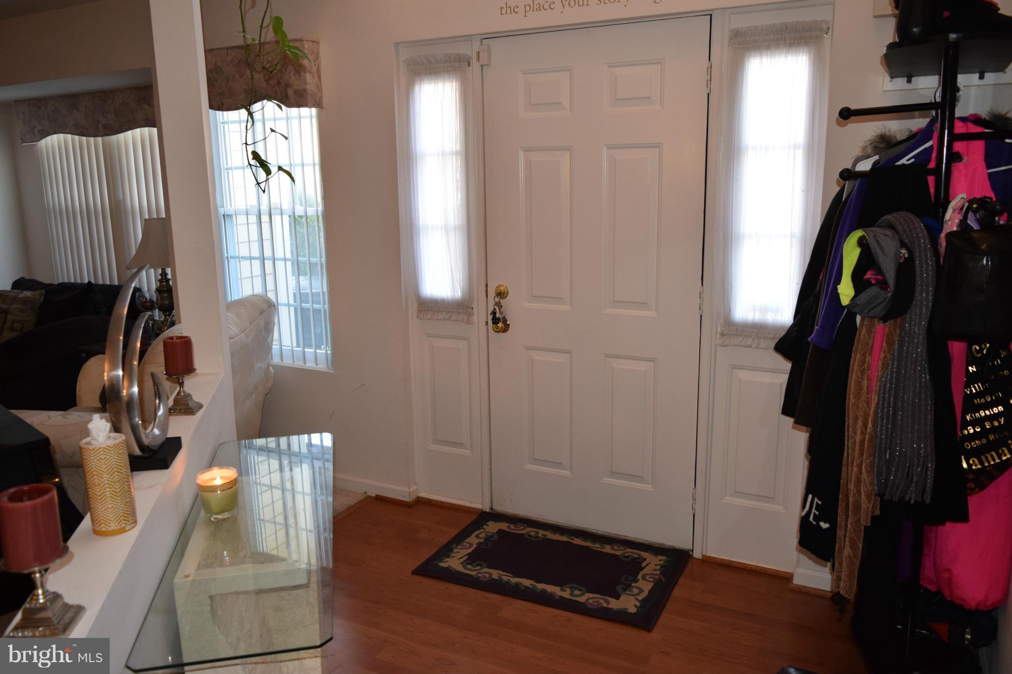 LAUREL LAKES - Residential