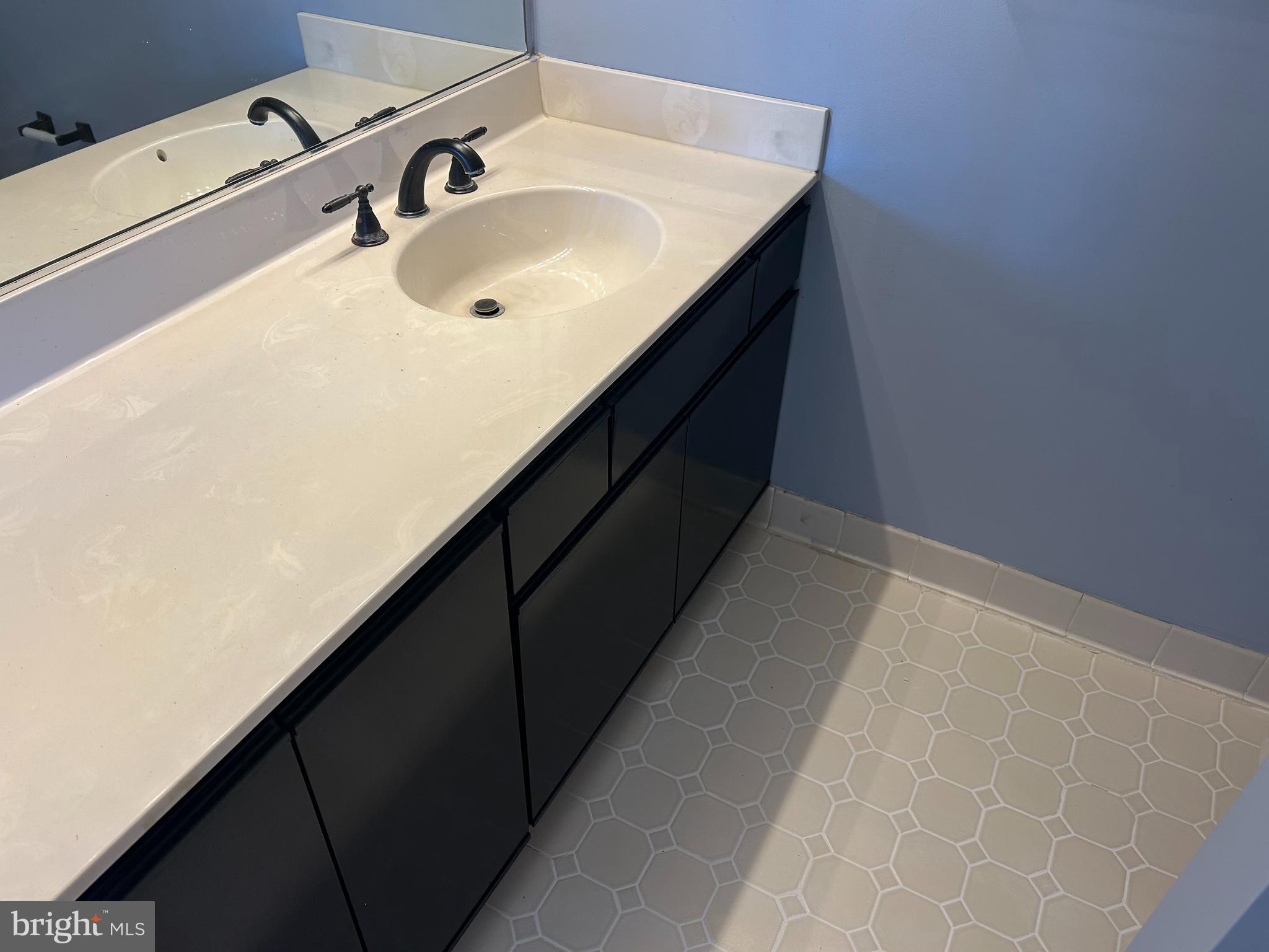 LOVETON FARMS - Residential Lease