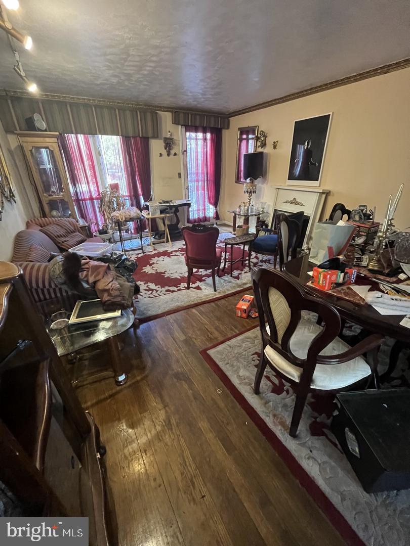 142 G STREET SW 155