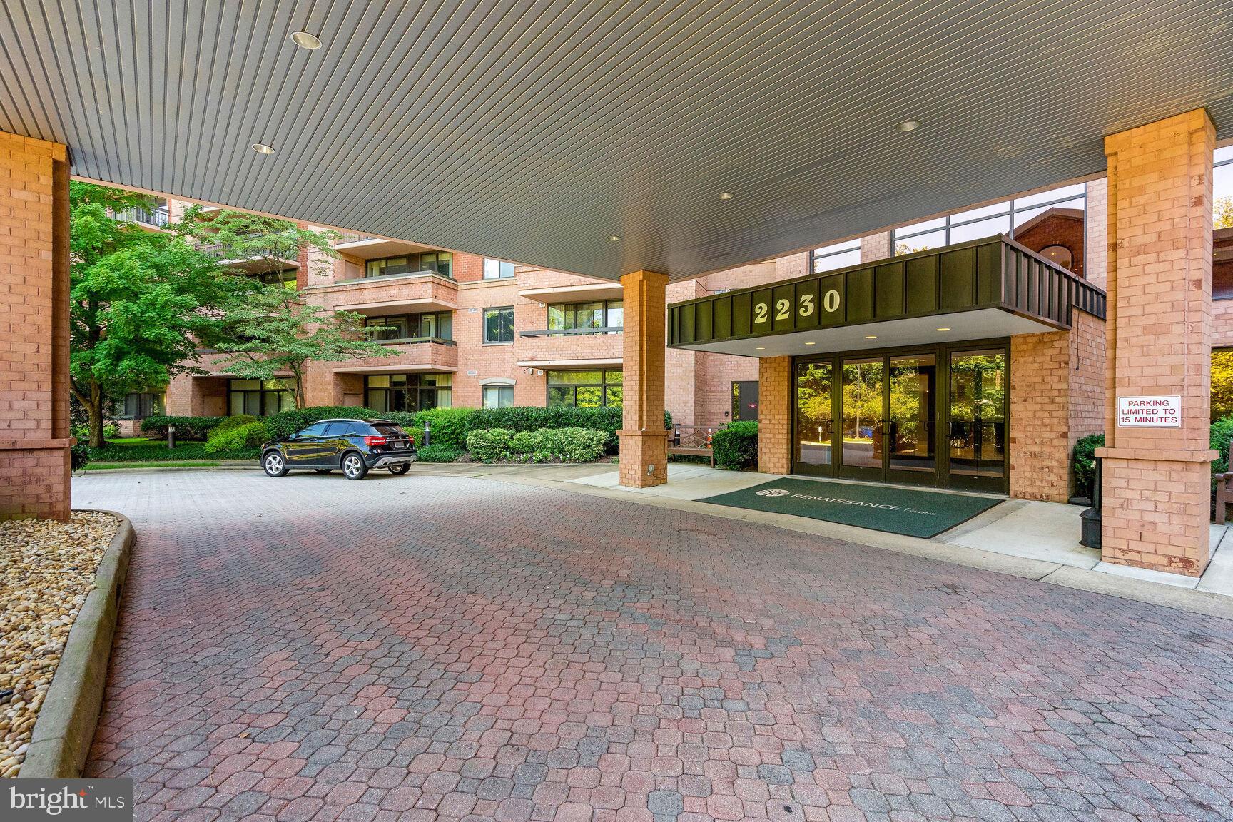 RENAISSANCE AT TYSONS - Residential