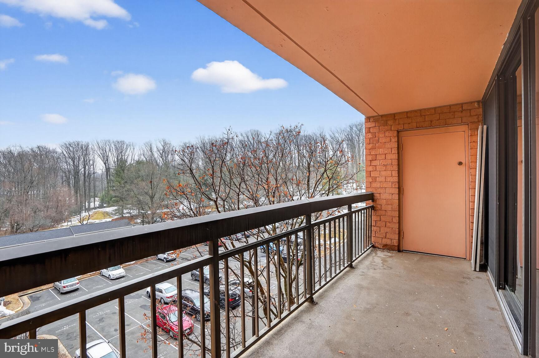 RENAISSANCE AT TYSONS - Residential