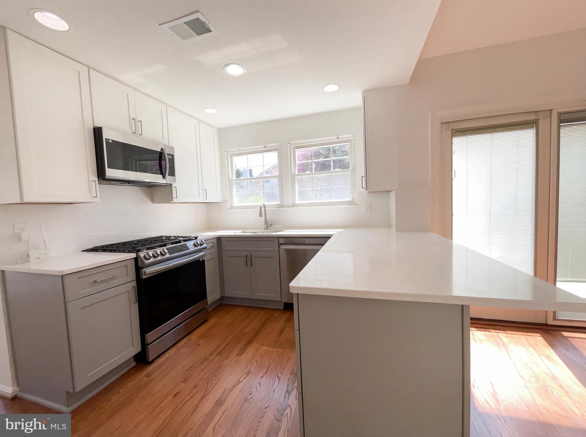 WAVERLY CROSSING - Residential