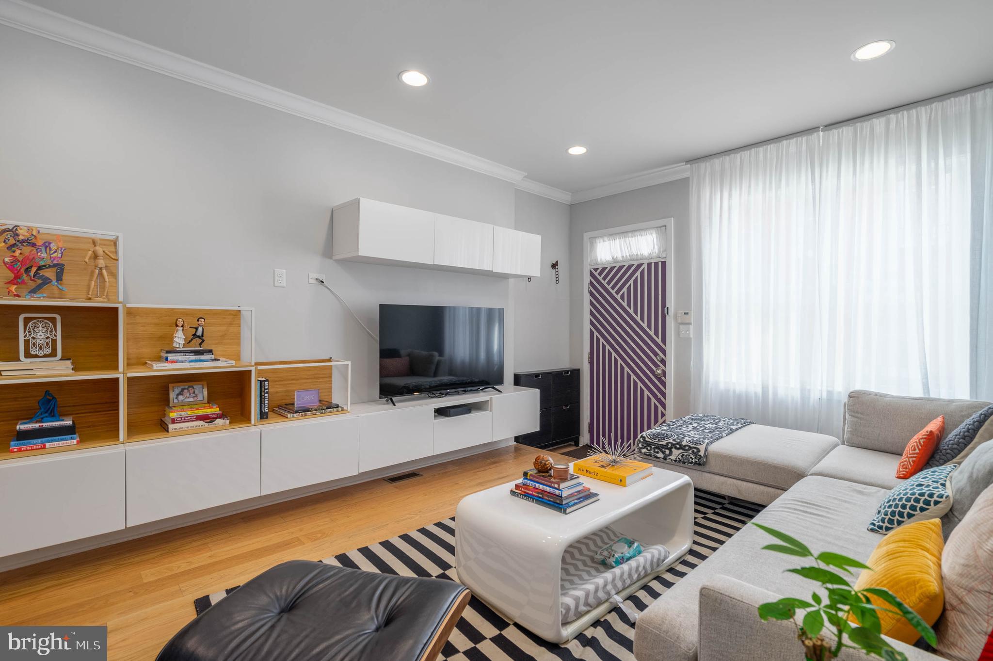 GRADUATE HOSPITAL - Residential