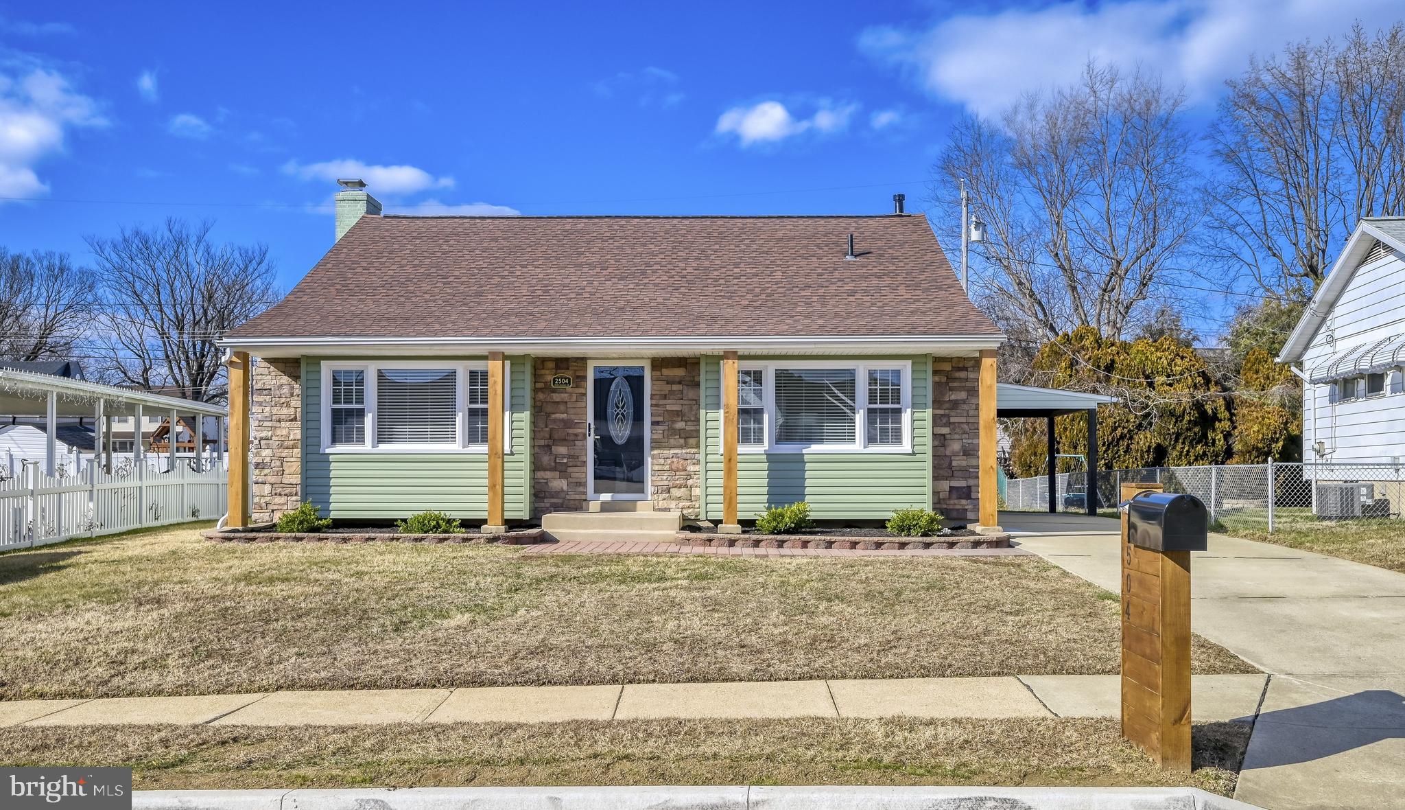 LODGE FOREST MANOR - Residential