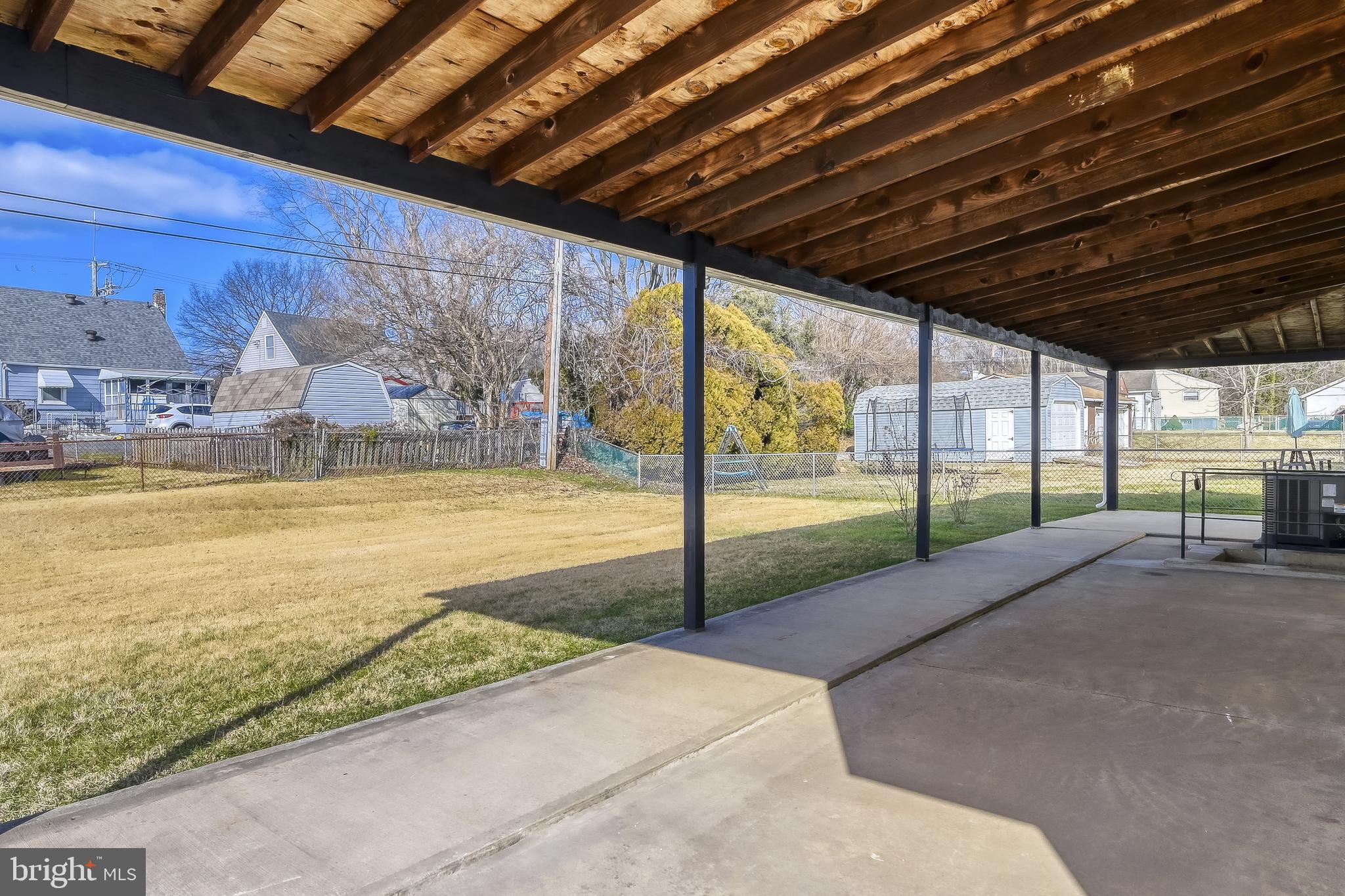 LODGE FOREST MANOR - Residential