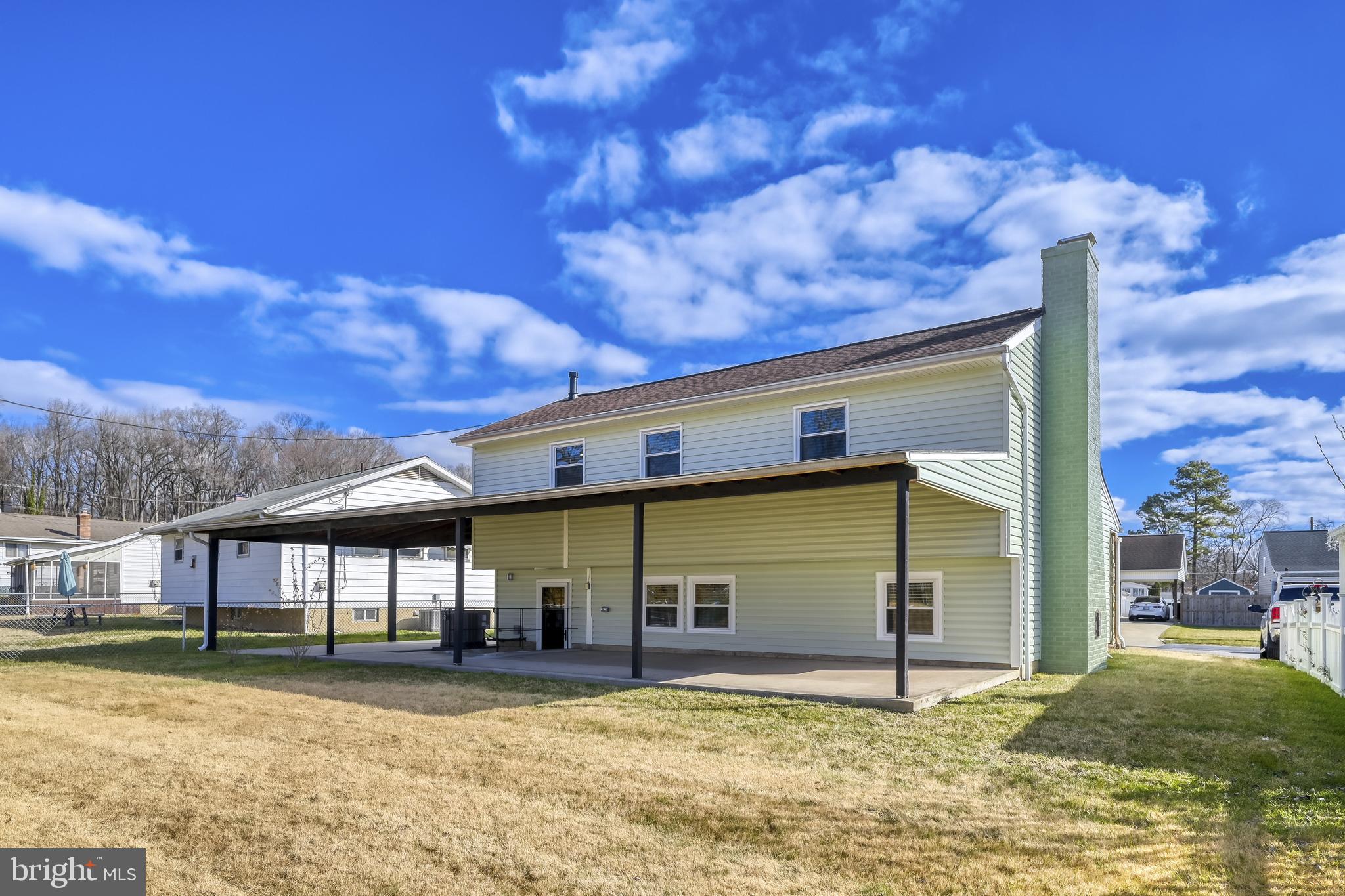 LODGE FOREST MANOR - Residential