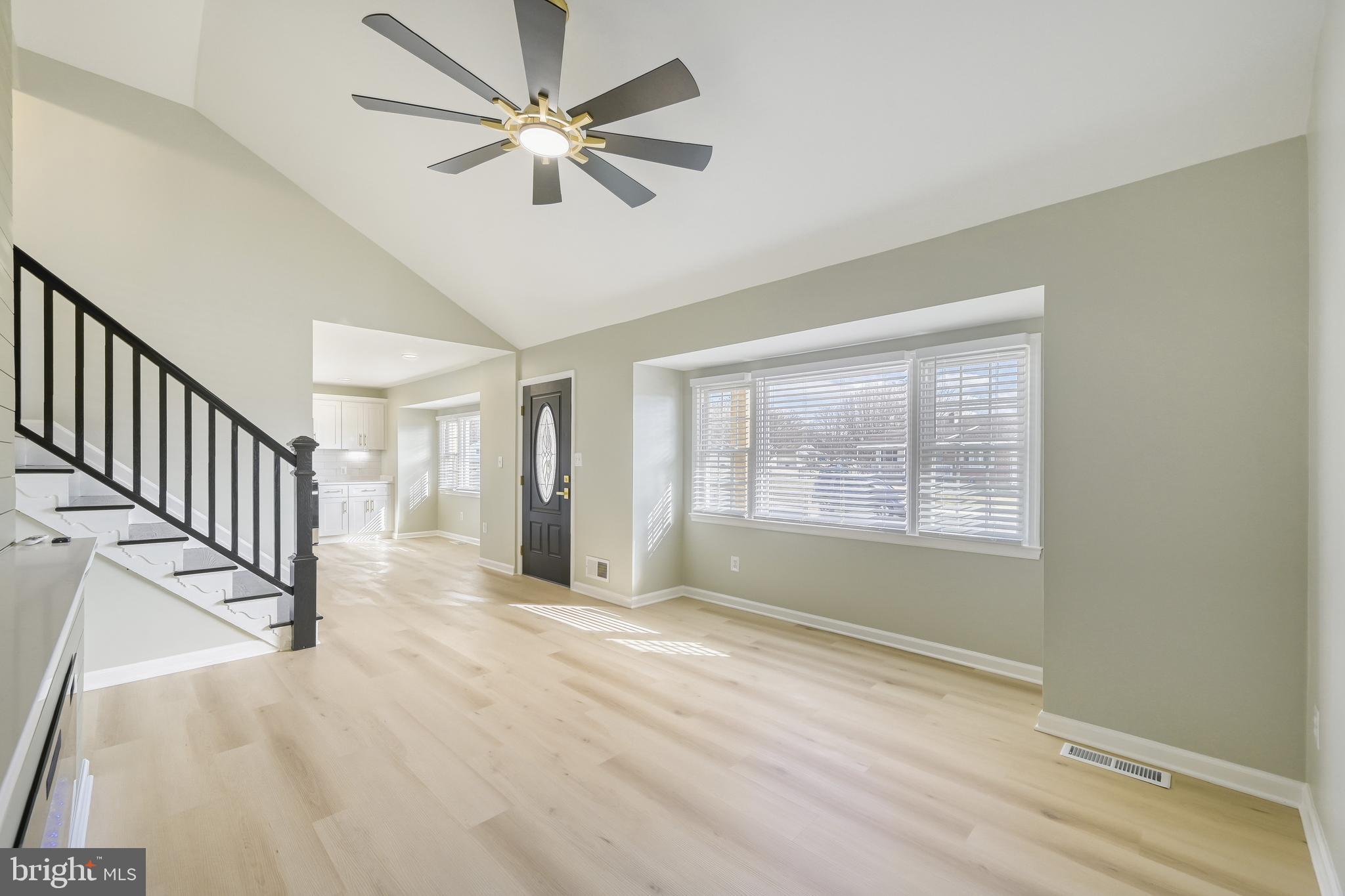 LODGE FOREST MANOR - Residential